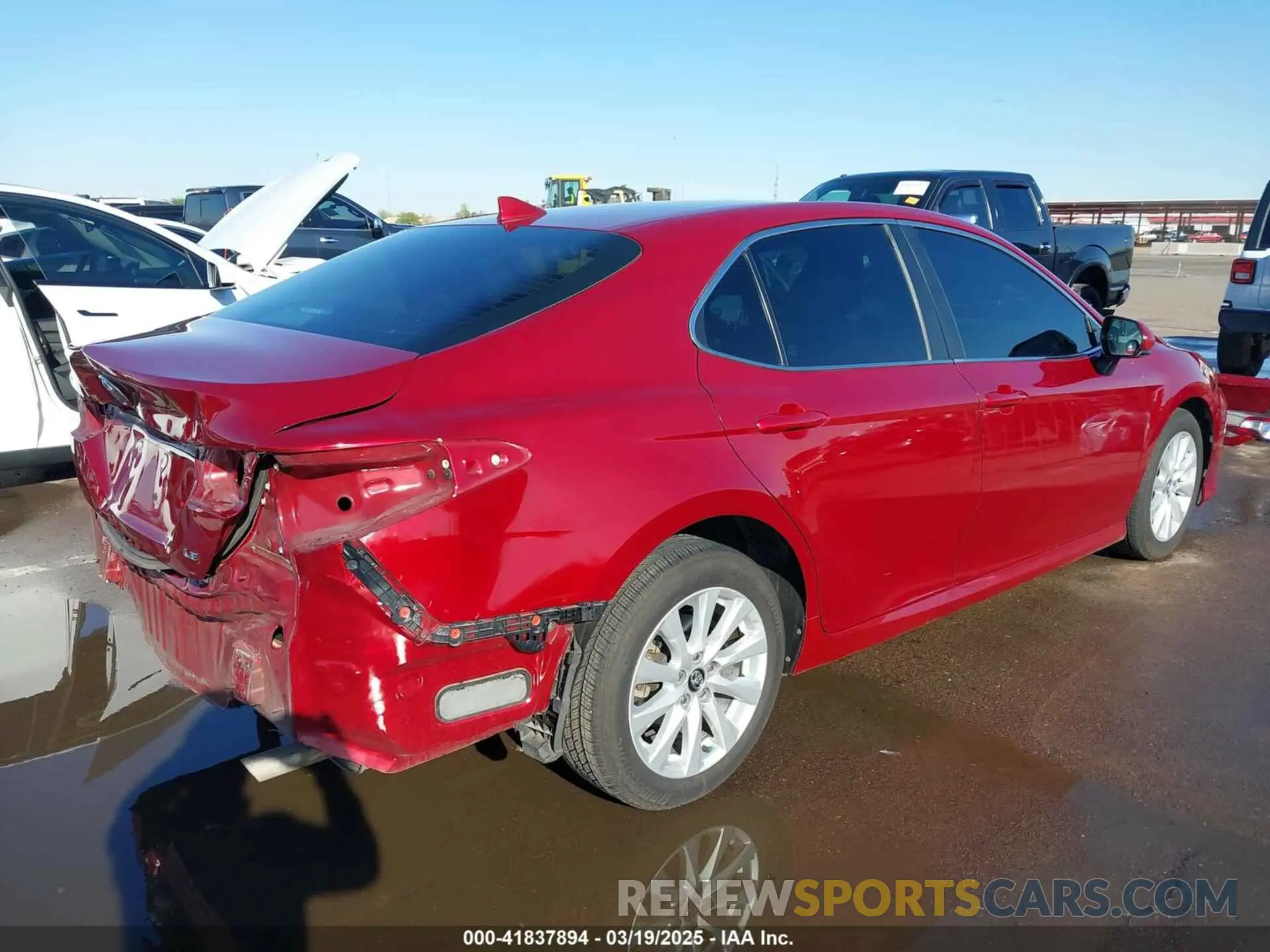 4 fotografías del automóvil dañado 4T1C11AK9LU311063 TOYOTA CAMRY 2020