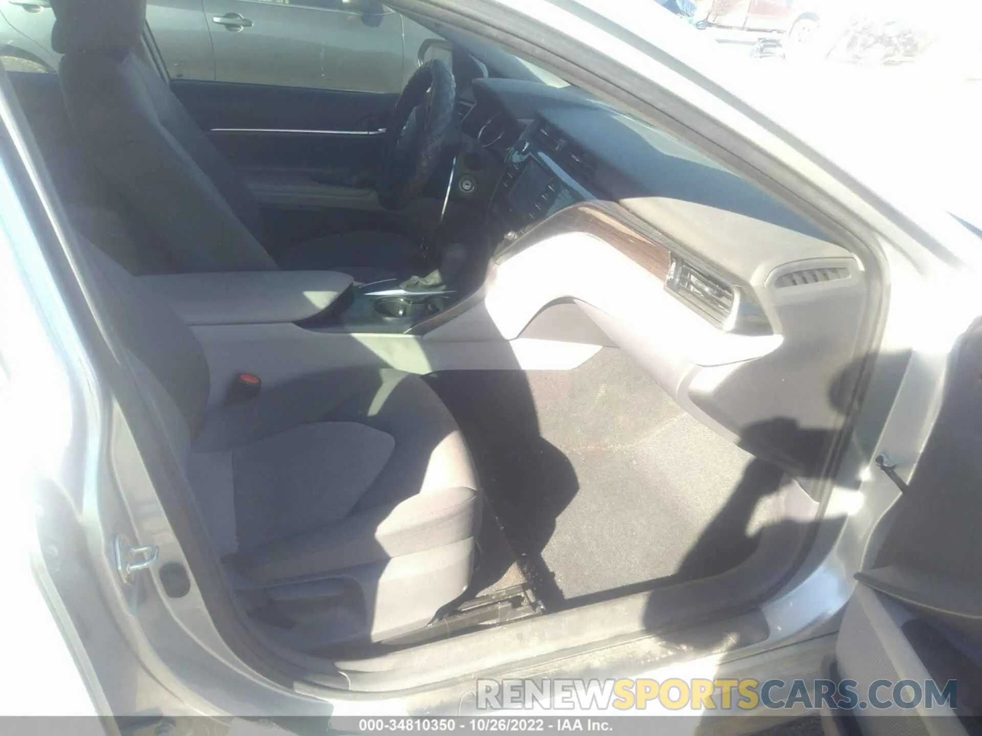 5 fotografías del automóvil dañado 4T1C11AK9LU350686 TOYOTA CAMRY 2020