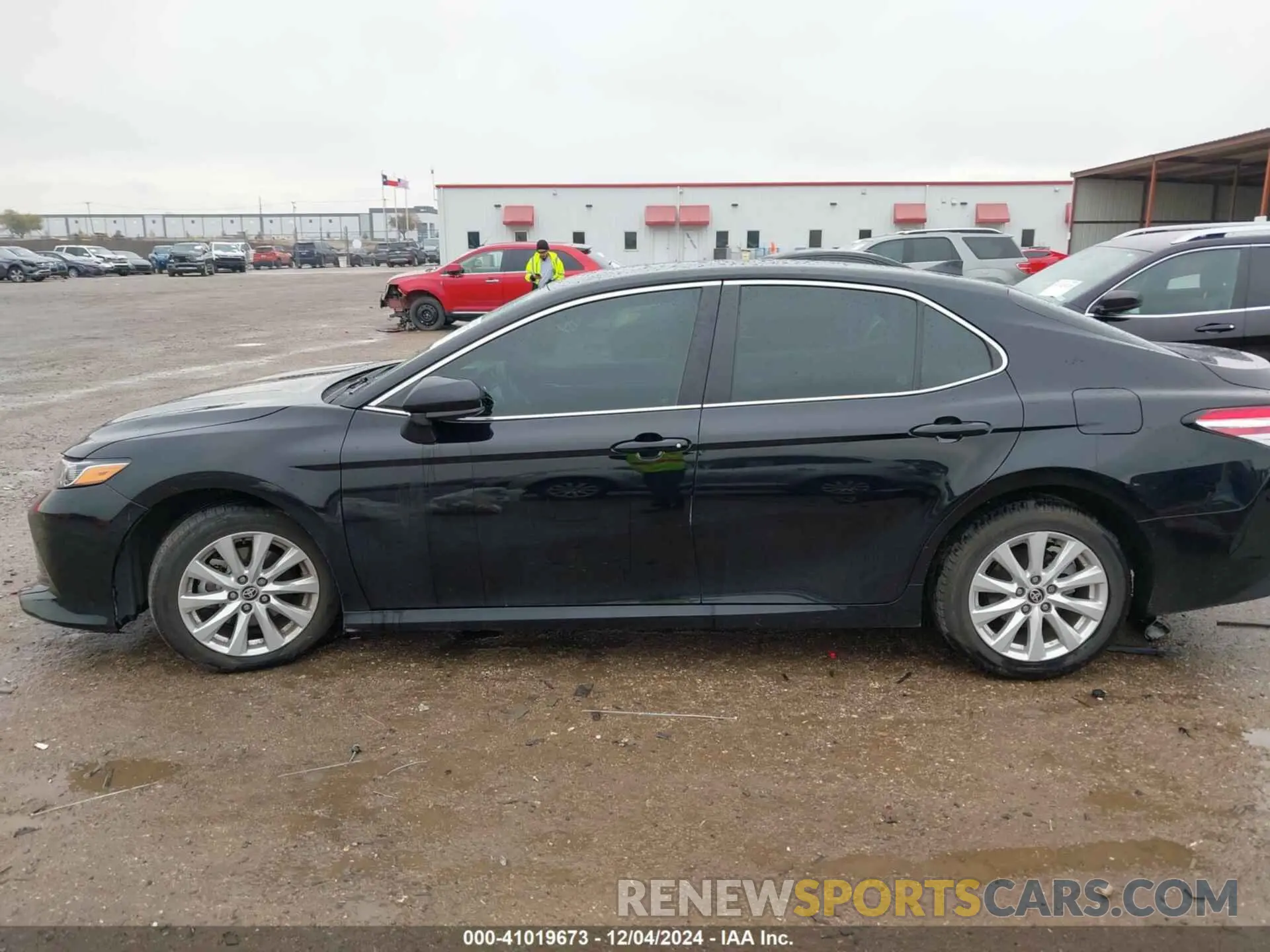 15 fotografías del automóvil dañado 4T1C11AK9LU363387 TOYOTA CAMRY 2020