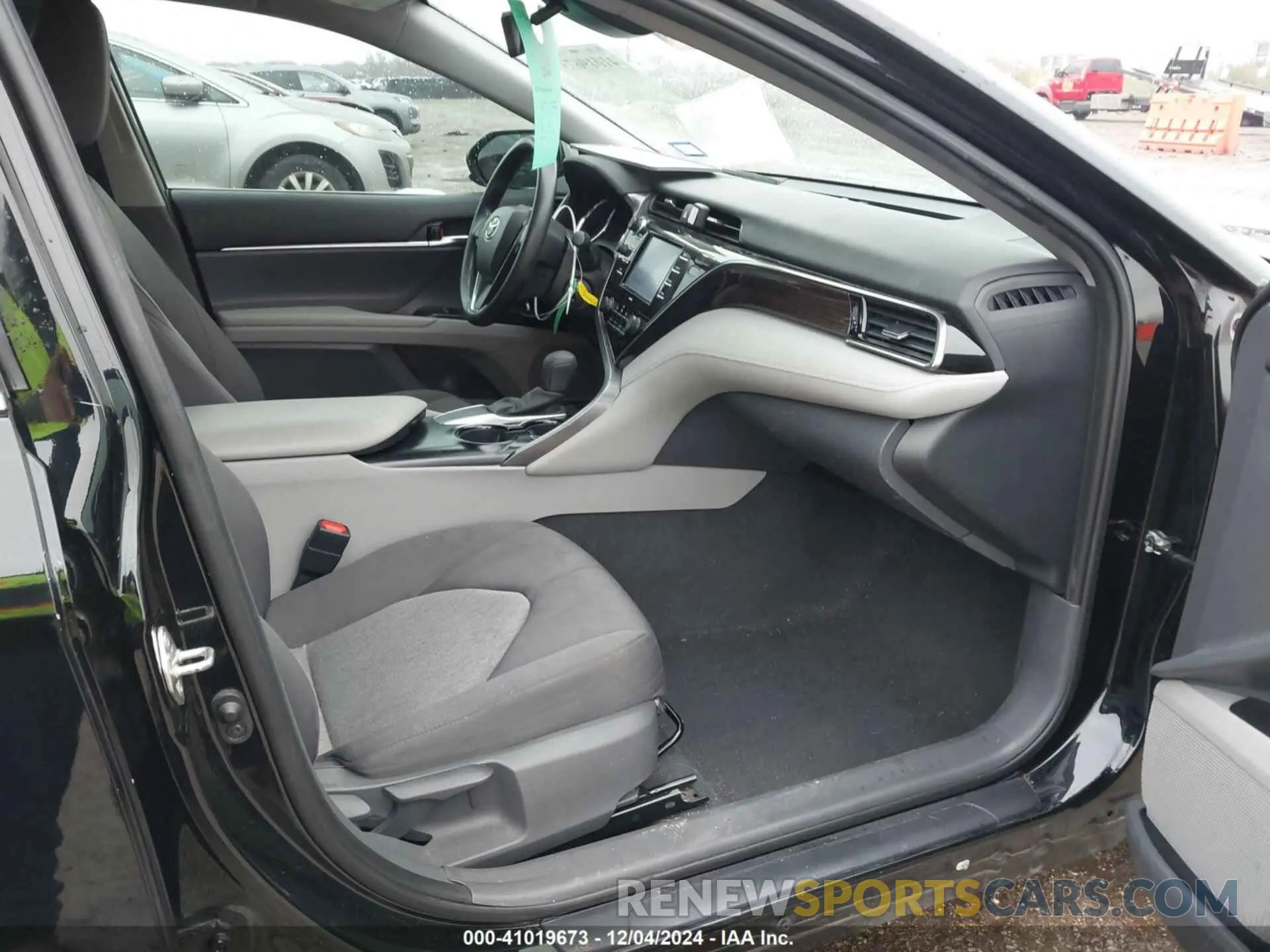 5 fotografías del automóvil dañado 4T1C11AK9LU363387 TOYOTA CAMRY 2020