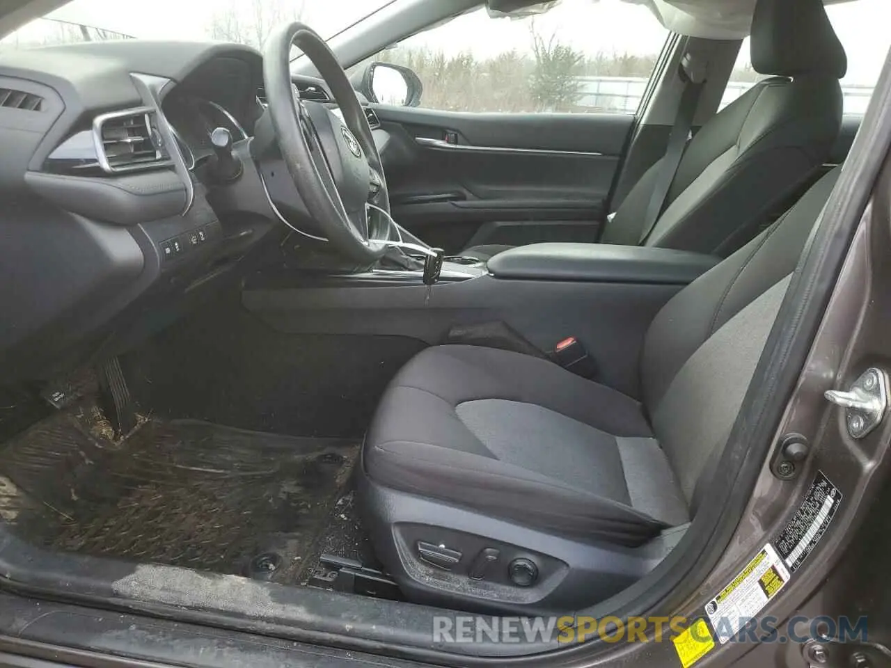 7 fotografías del automóvil dañado 4T1C11AK9LU370243 TOYOTA CAMRY 2020