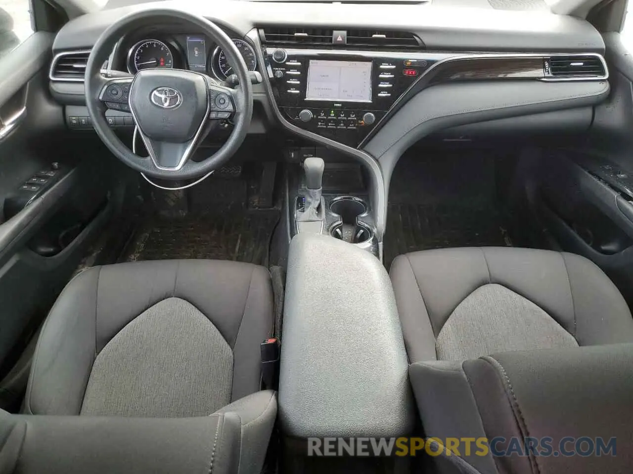 8 fotografías del automóvil dañado 4T1C11AK9LU370243 TOYOTA CAMRY 2020