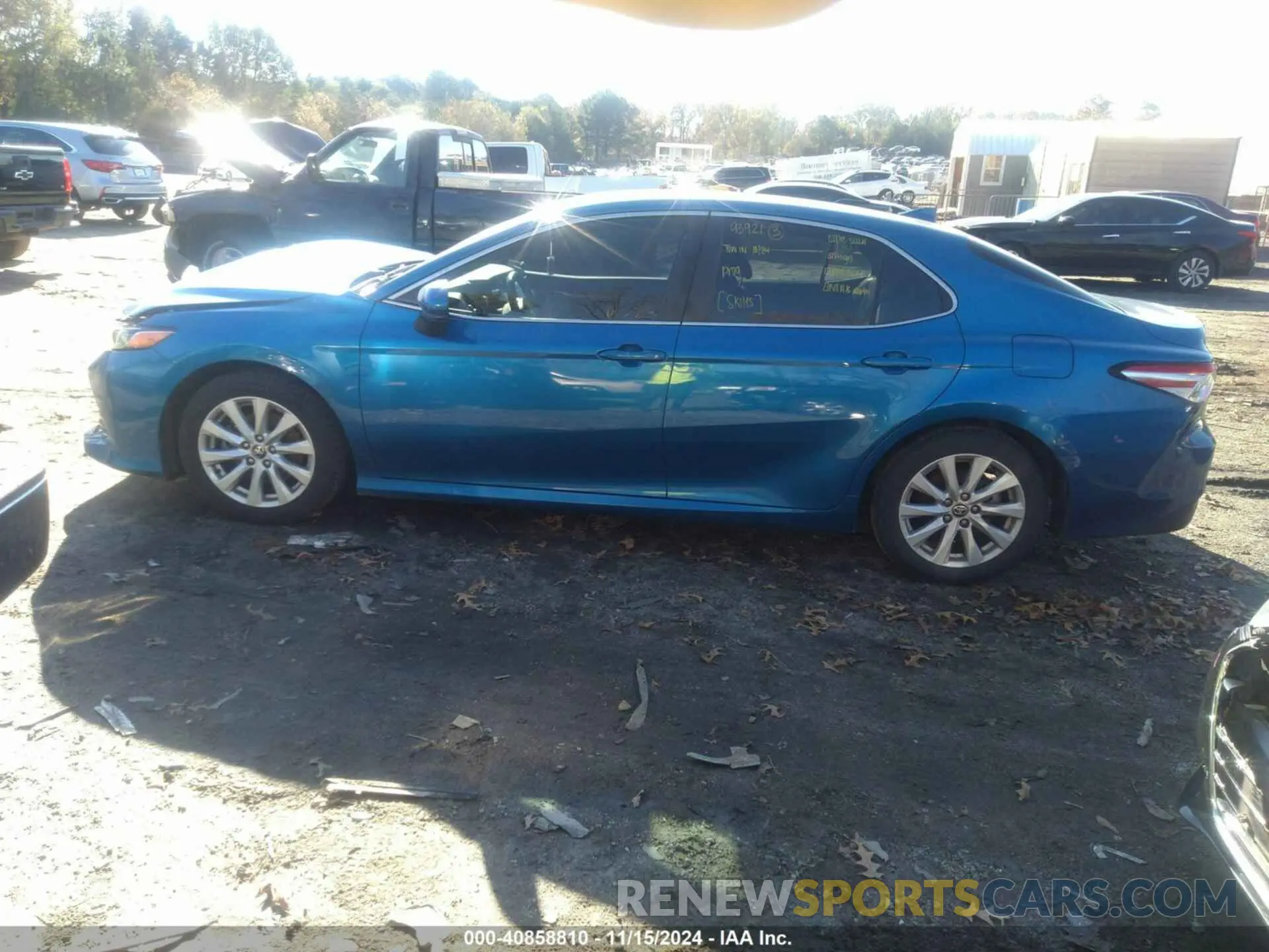 14 fotografías del automóvil dañado 4T1C11AK9LU386250 TOYOTA CAMRY 2020