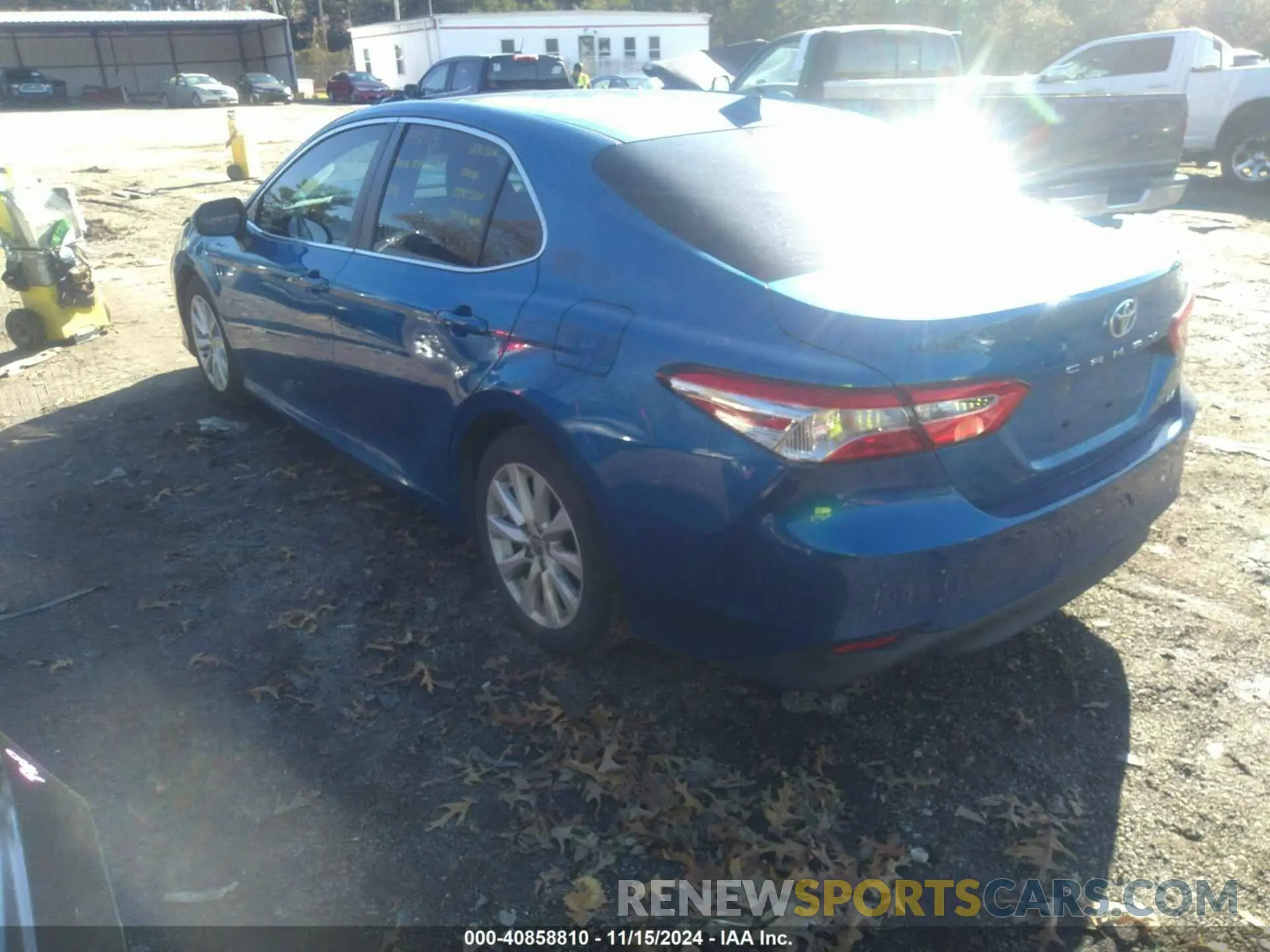 3 fotografías del automóvil dañado 4T1C11AK9LU386250 TOYOTA CAMRY 2020