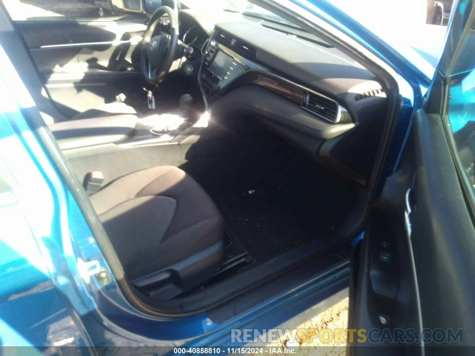 5 fotografías del automóvil dañado 4T1C11AK9LU386250 TOYOTA CAMRY 2020