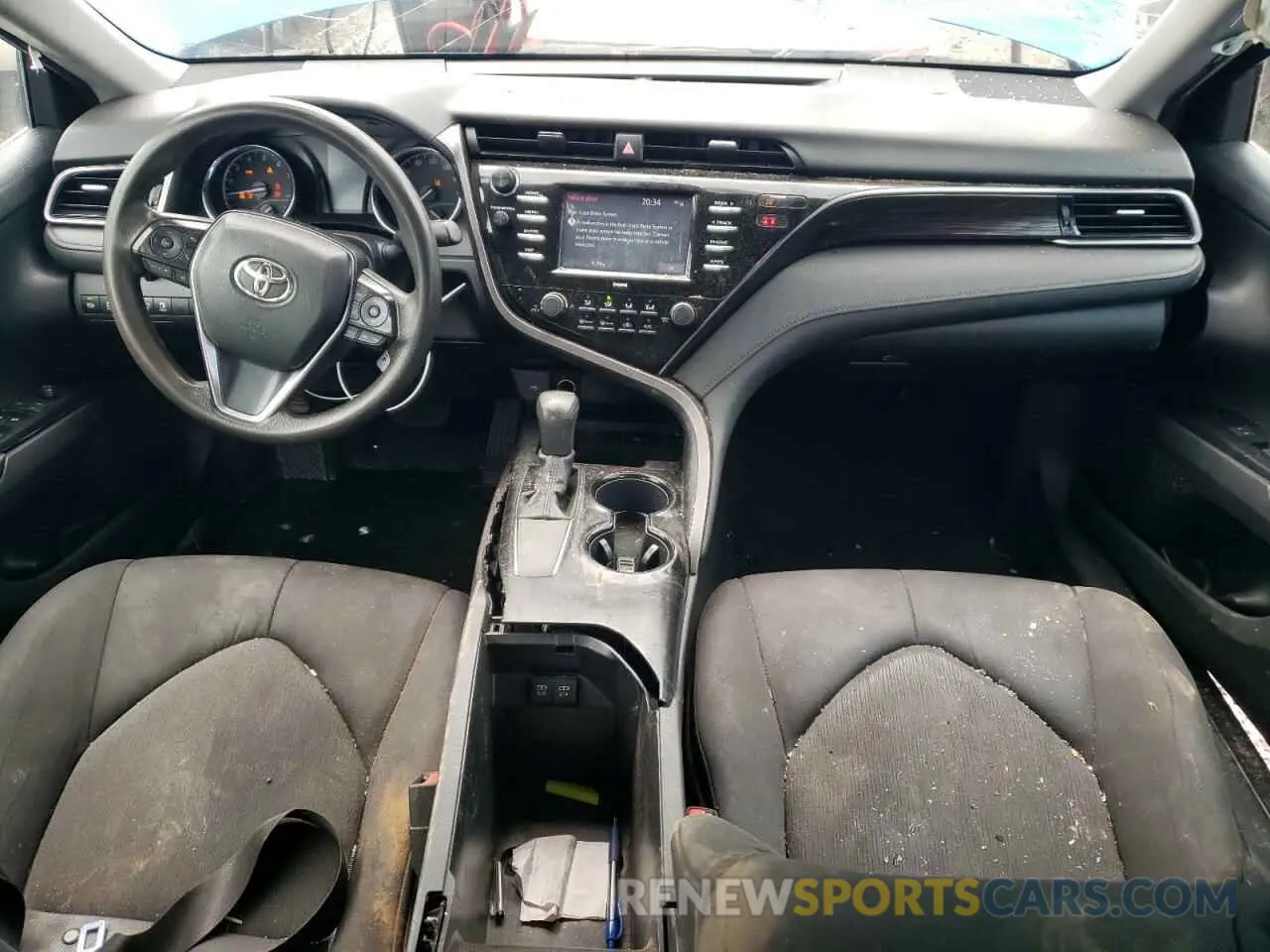 8 fotografías del automóvil dañado 4T1C11AK9LU388466 TOYOTA CAMRY 2020