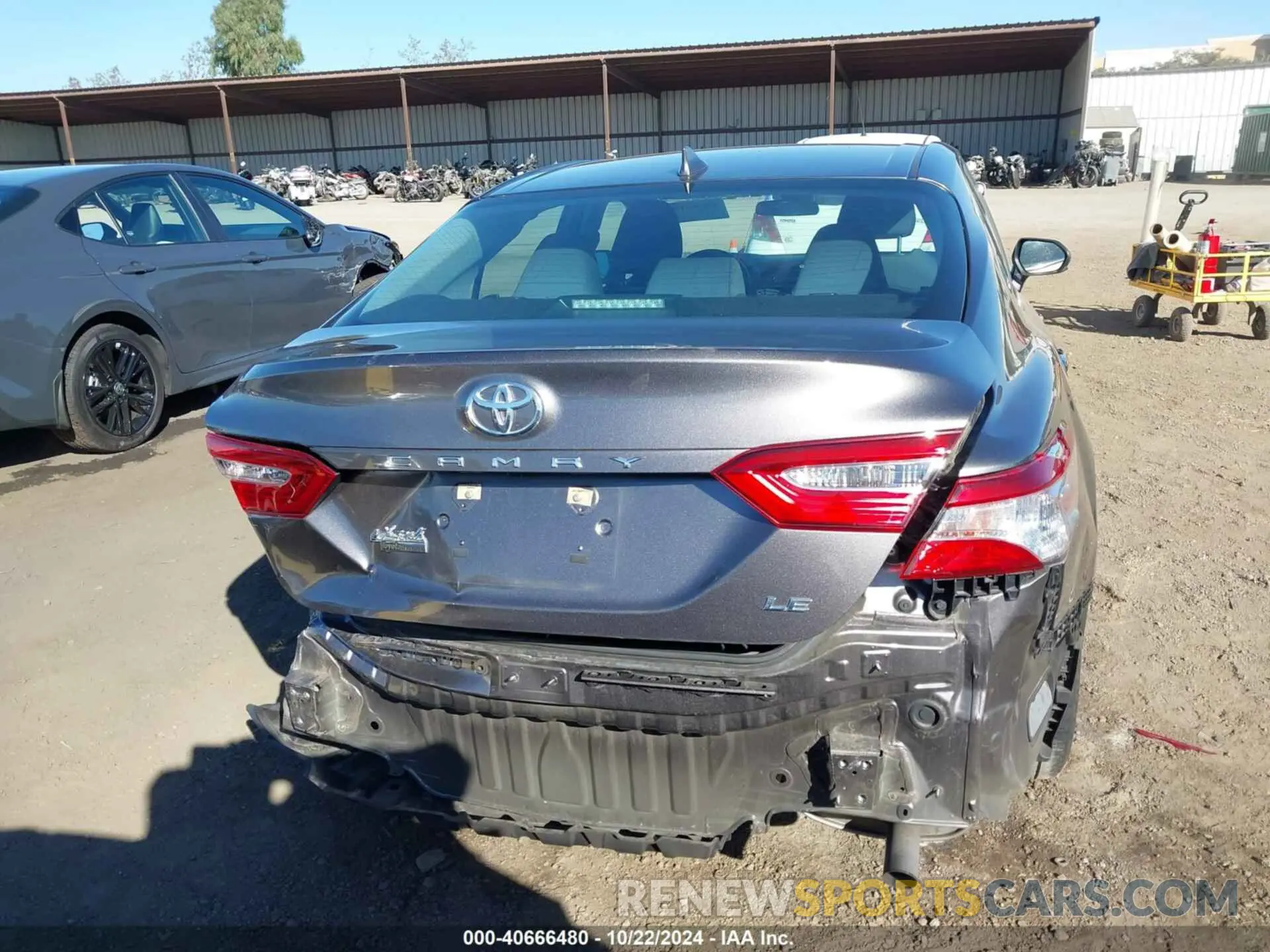 17 fotografías del automóvil dañado 4T1C11AK9LU395286 TOYOTA CAMRY 2020
