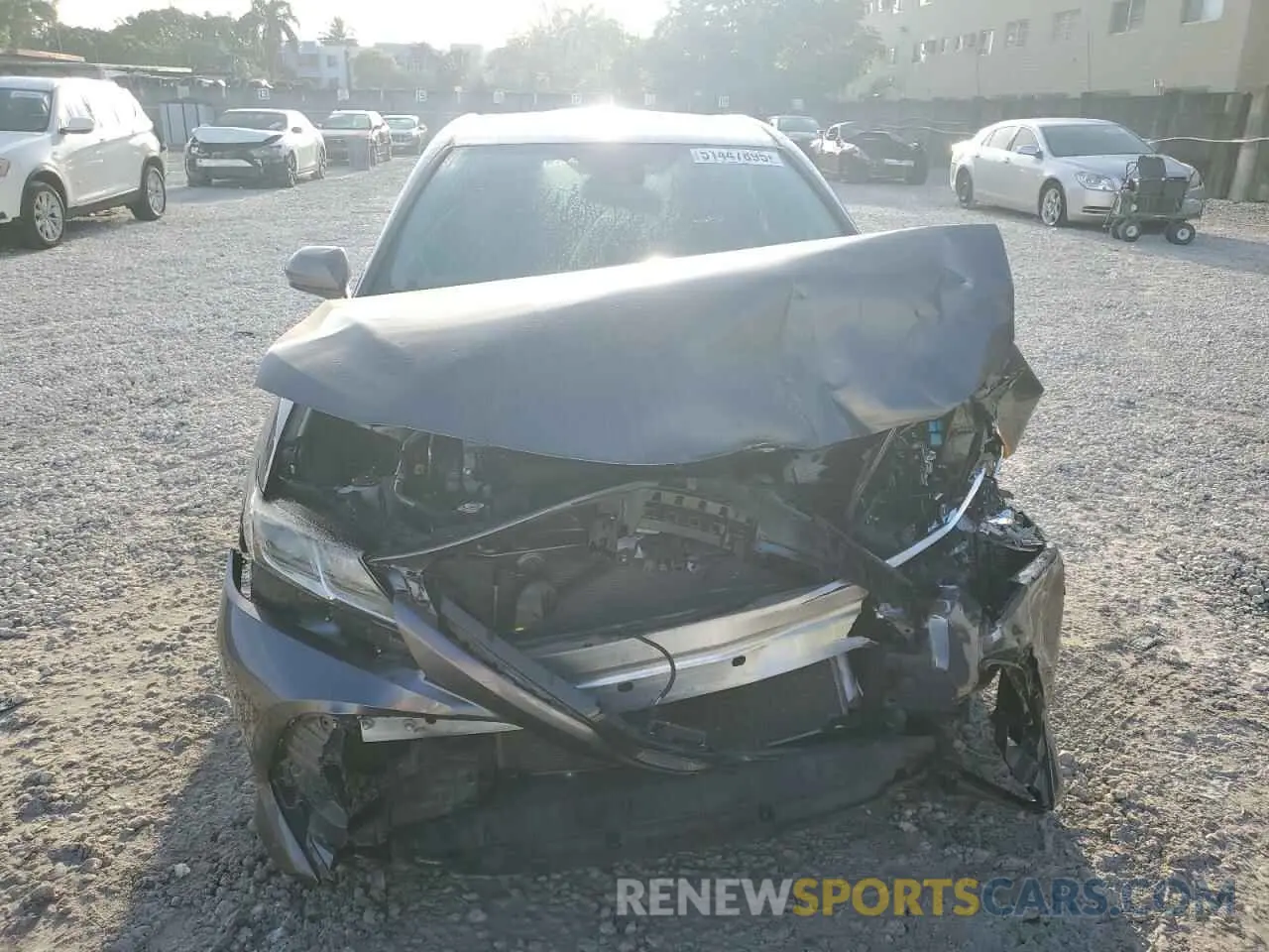 5 fotografías del automóvil dañado 4T1C11AK9LU900128 TOYOTA CAMRY 2020