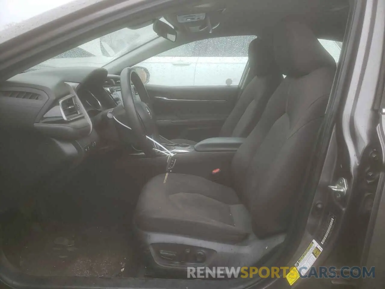7 fotografías del automóvil dañado 4T1C11AK9LU923604 TOYOTA CAMRY 2020