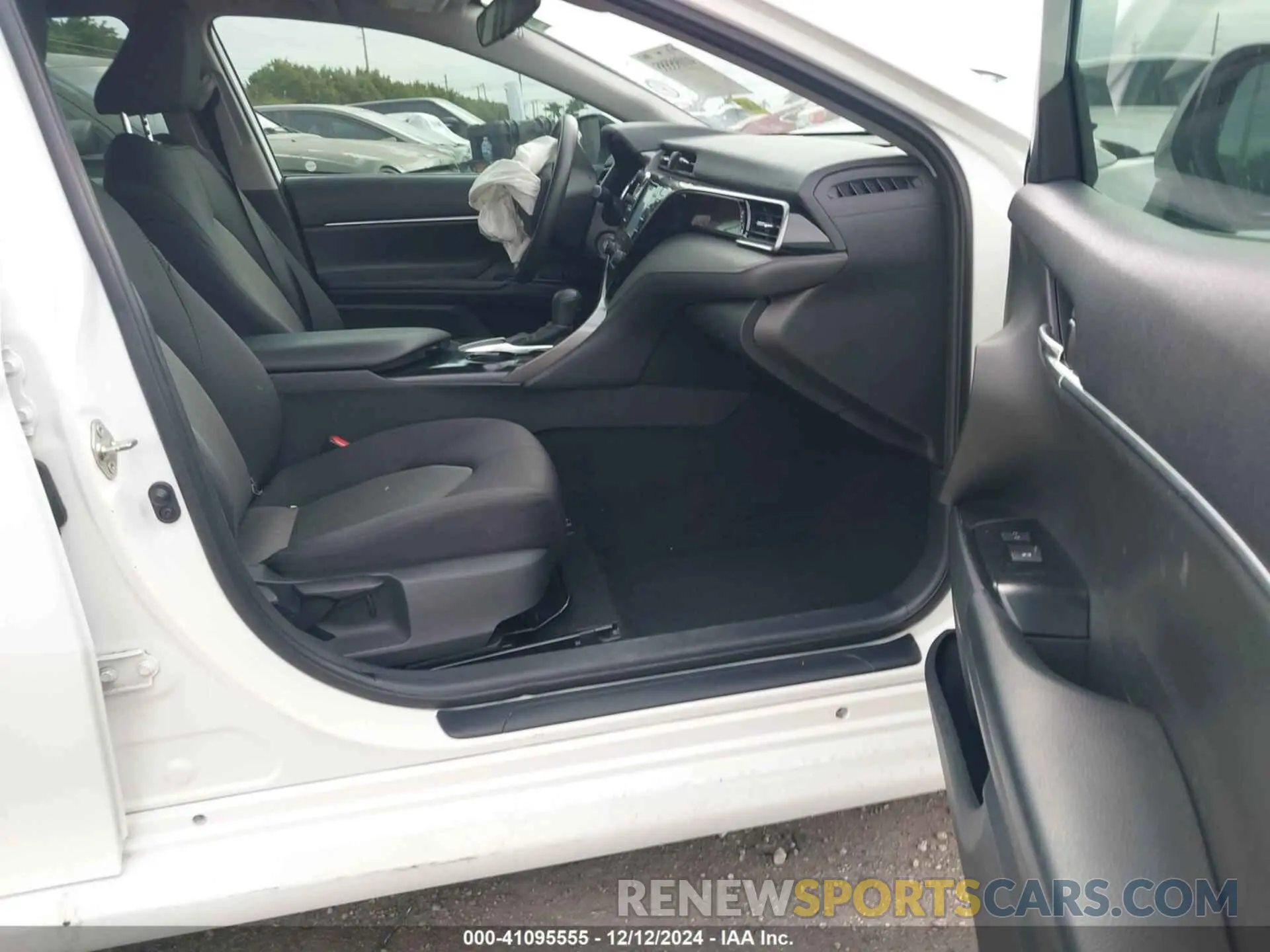 5 fotografías del automóvil dañado 4T1C11AK9LU934540 TOYOTA CAMRY 2020