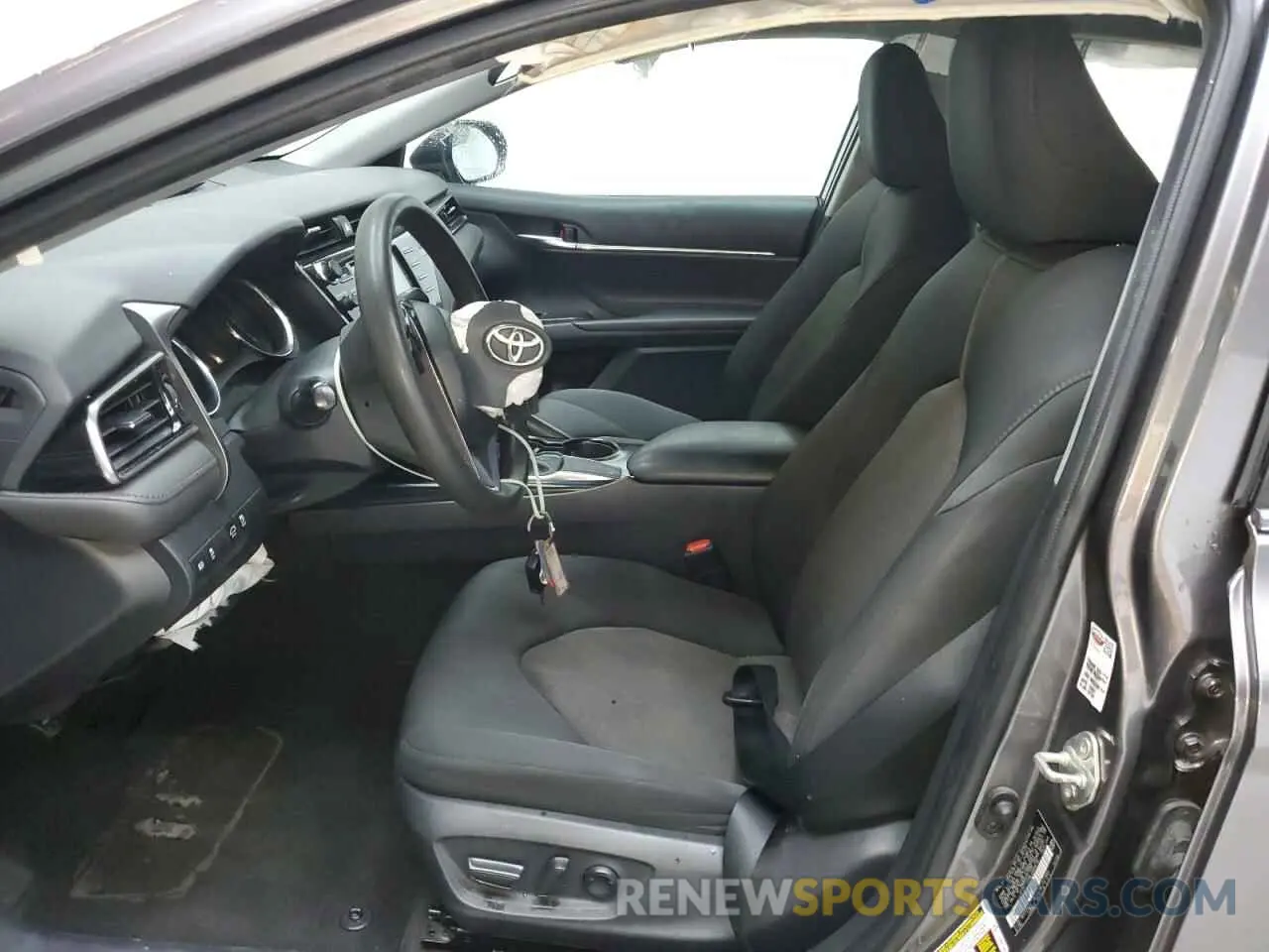 7 fotografías del automóvil dañado 4T1C11AK9LU968476 TOYOTA CAMRY 2020