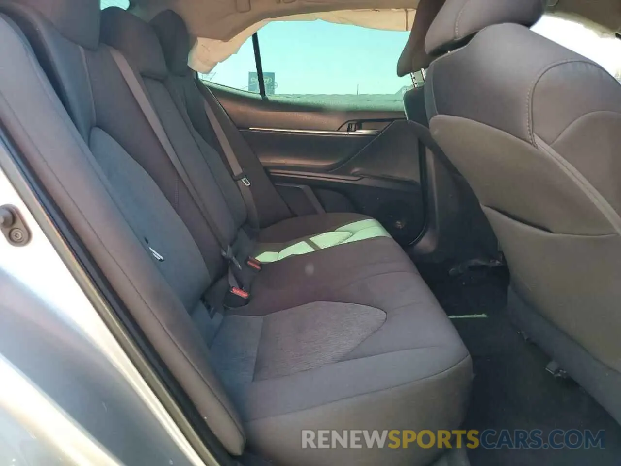 10 fotografías del automóvil dañado 4T1C11AK9LU984130 TOYOTA CAMRY 2020