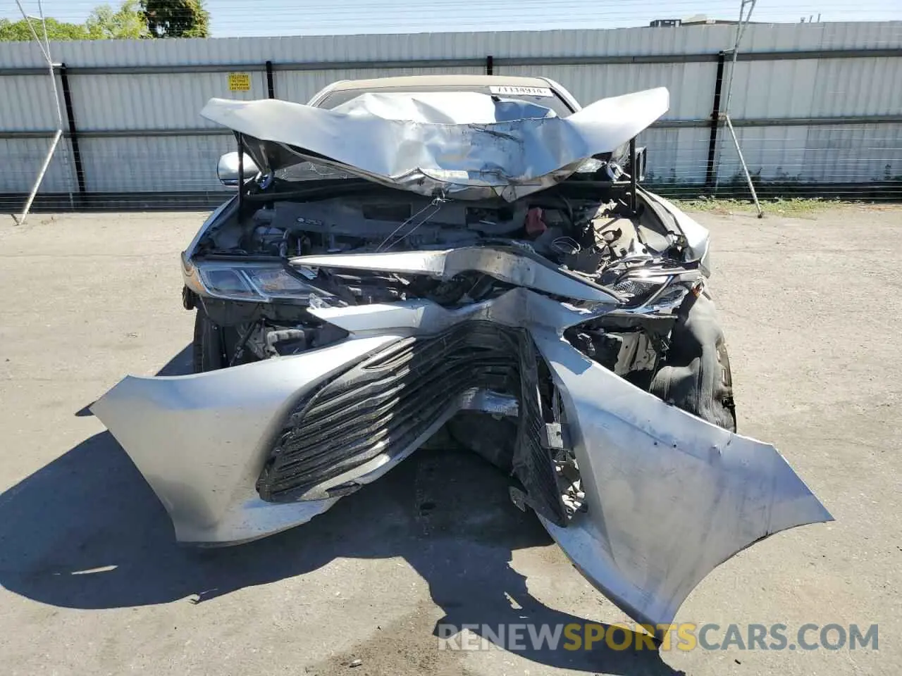 5 fotografías del automóvil dañado 4T1C11AK9LU984130 TOYOTA CAMRY 2020