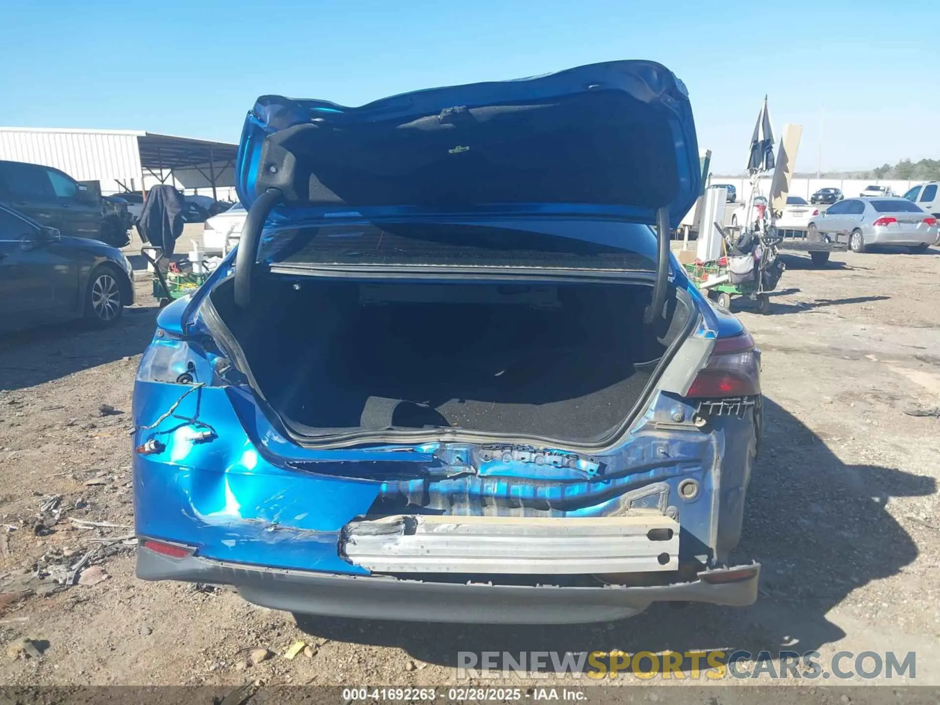 6 fotografías del automóvil dañado 4T1C11AKXLU335355 TOYOTA CAMRY 2020