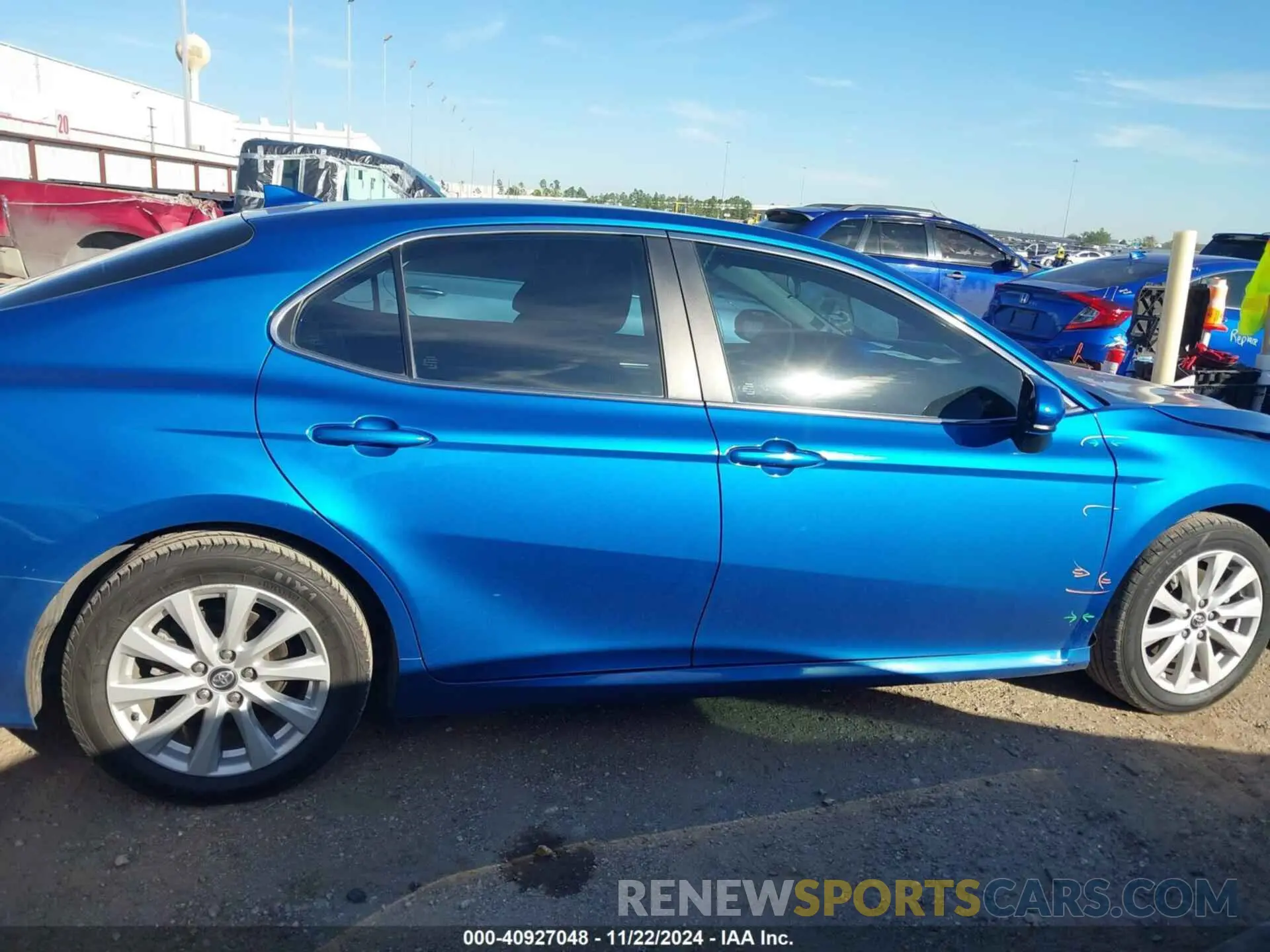 13 fotografías del automóvil dañado 4T1C11AKXLU340541 TOYOTA CAMRY 2020