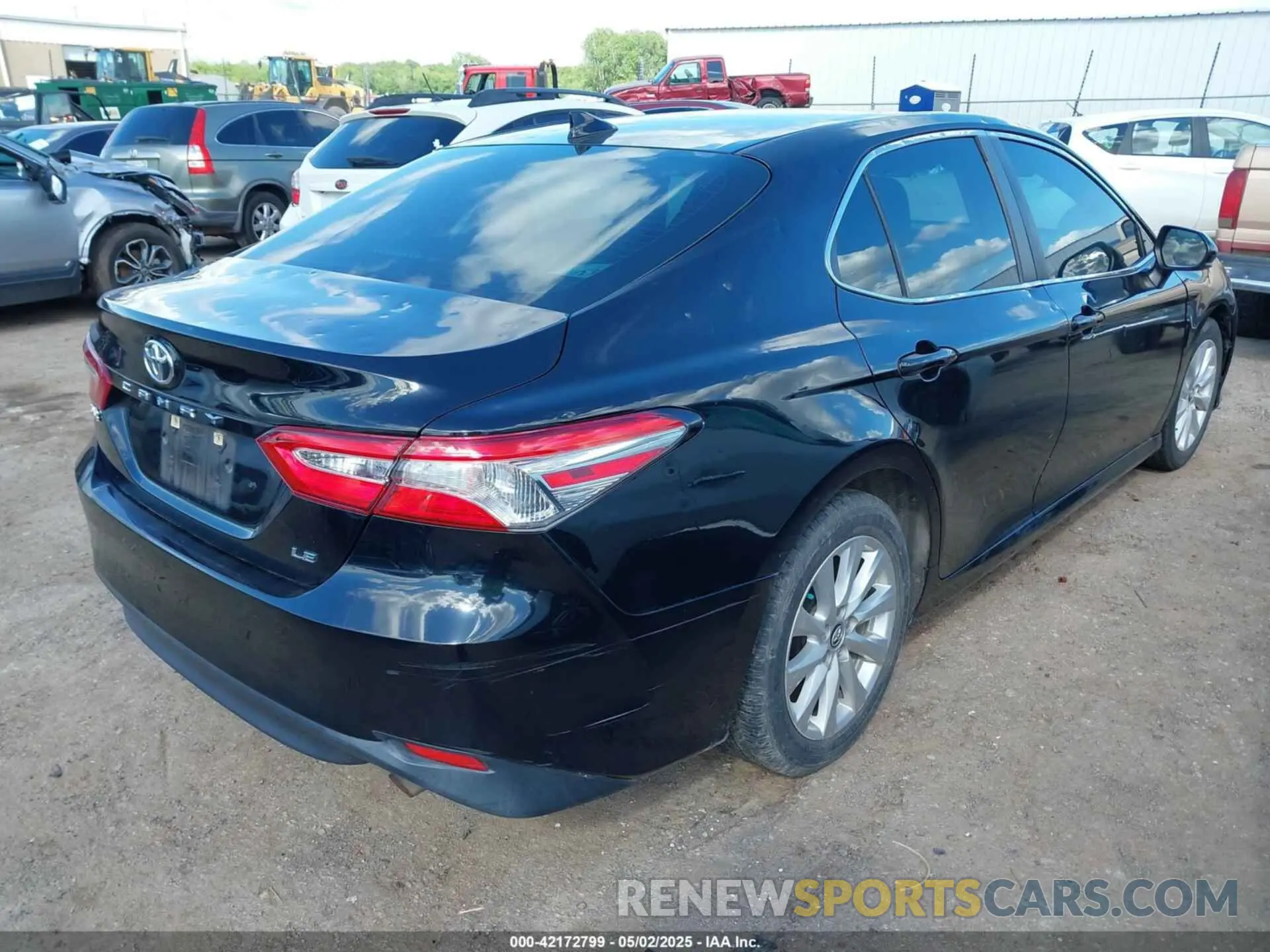 4 fotografías del automóvil dañado 4T1C11AKXLU342838 TOYOTA CAMRY 2020