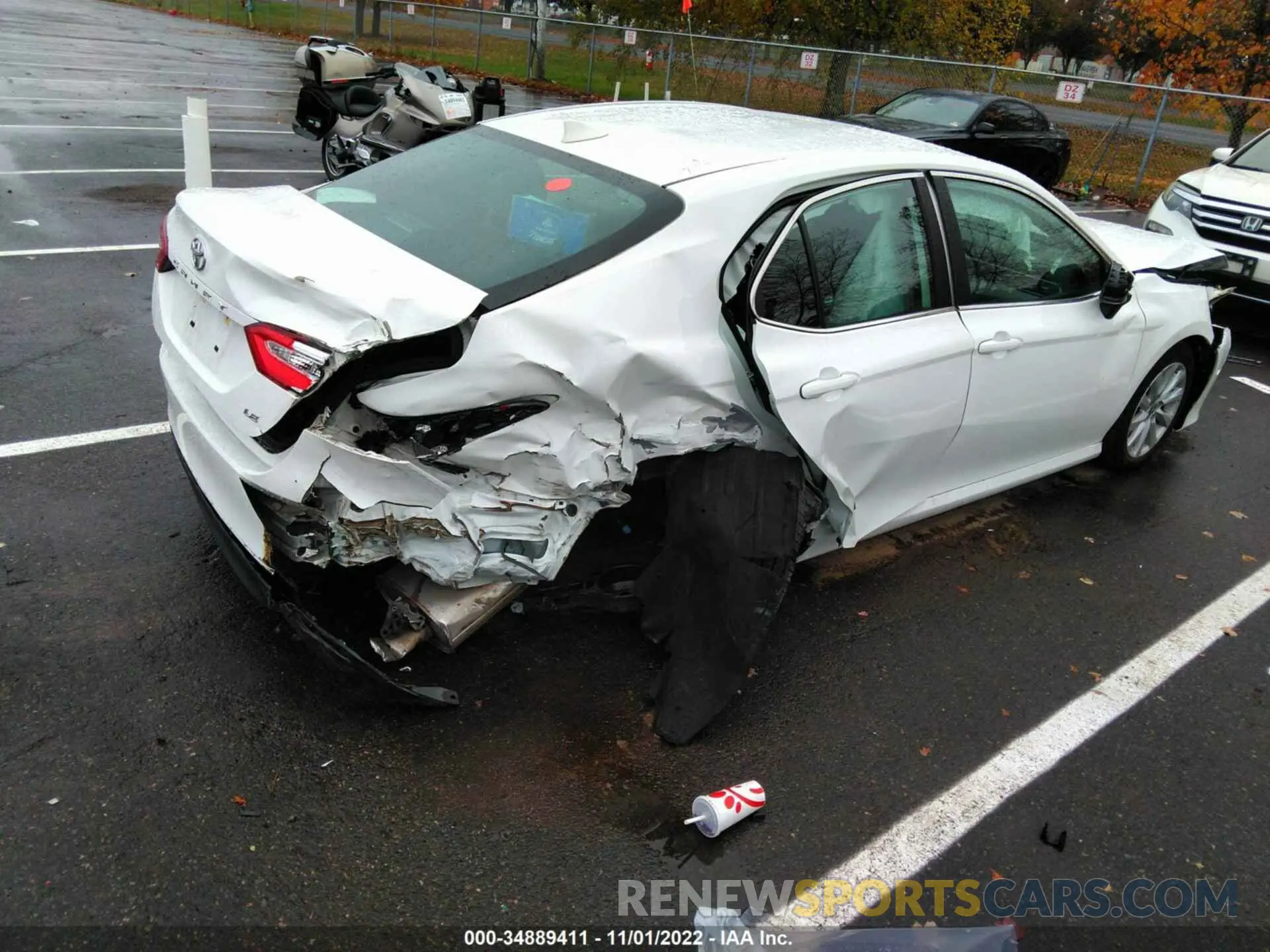 4 fotografías del automóvil dañado 4T1C11AKXLU358523 TOYOTA CAMRY 2020