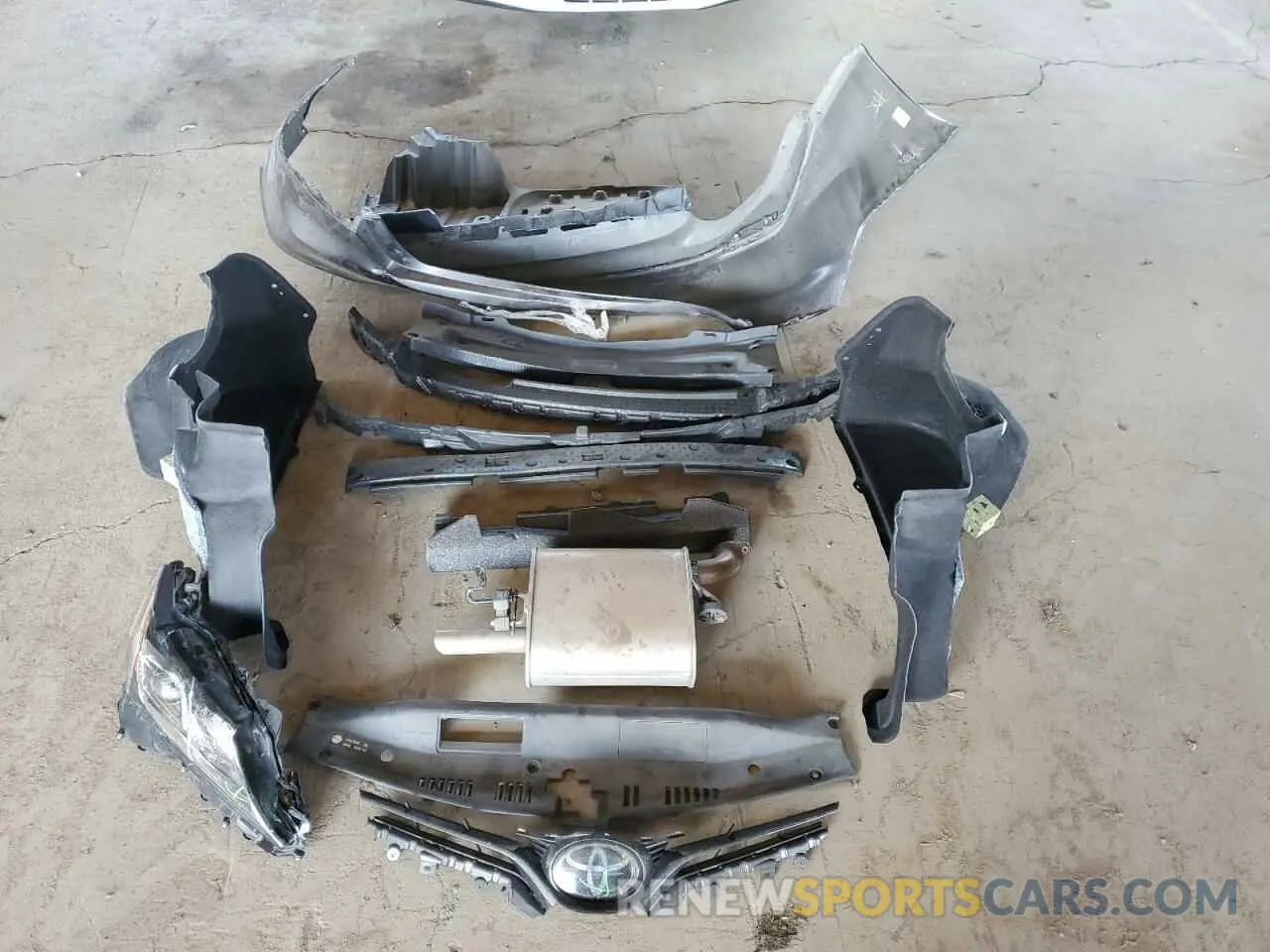 12 fotografías del automóvil dañado 4T1C11AKXLU394437 TOYOTA CAMRY 2020