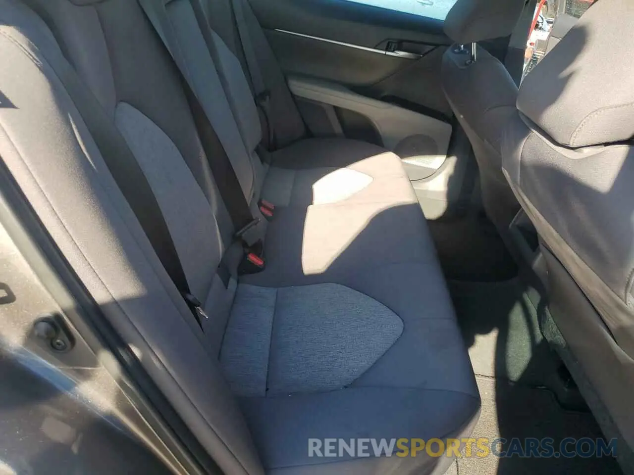 10 fotografías del automóvil dañado 4T1C11AKXLU510400 TOYOTA CAMRY 2020