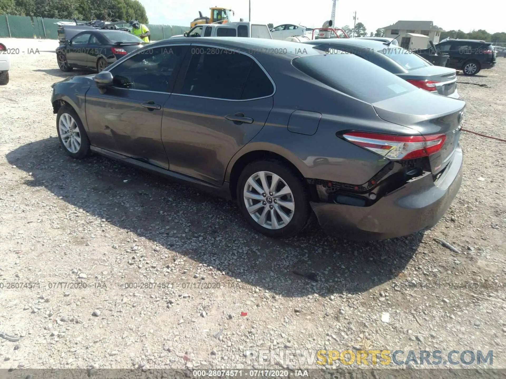 3 fotografías del automóvil dañado 4T1C11AKXLU866507 TOYOTA CAMRY 2020