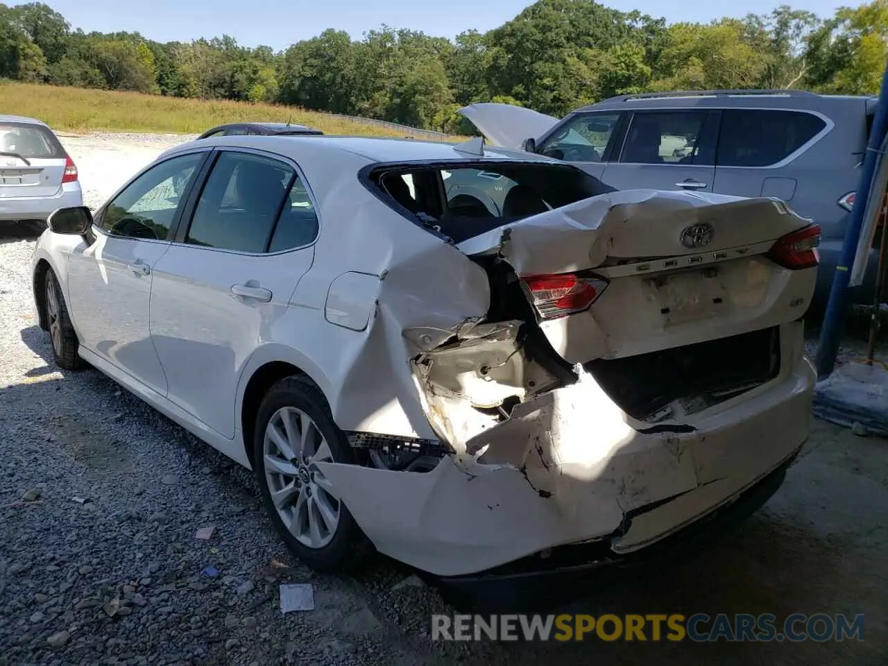 3 fotografías del automóvil dañado 4T1C11AKXLU903605 TOYOTA CAMRY 2020