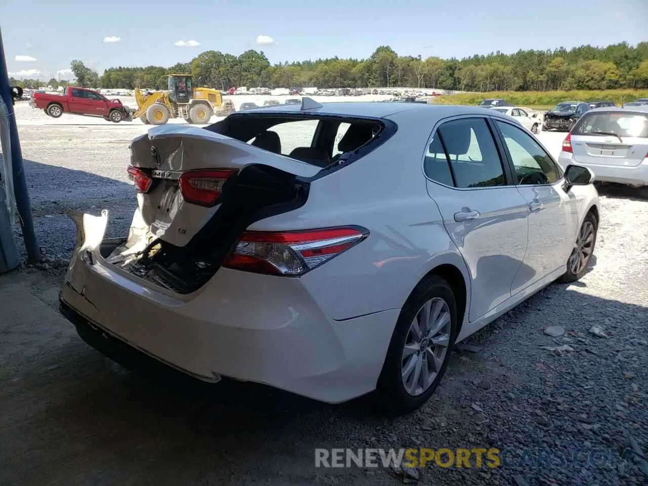4 fotografías del automóvil dañado 4T1C11AKXLU903605 TOYOTA CAMRY 2020