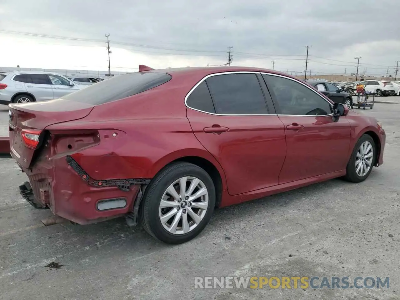 3 fotografías del automóvil dañado 4T1C11AKXLU915754 TOYOTA CAMRY 2020