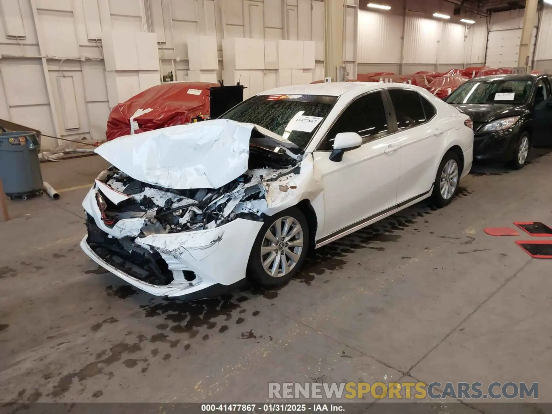 2 fotografías del automóvil dañado 4T1C11AKXLU916886 TOYOTA CAMRY 2020