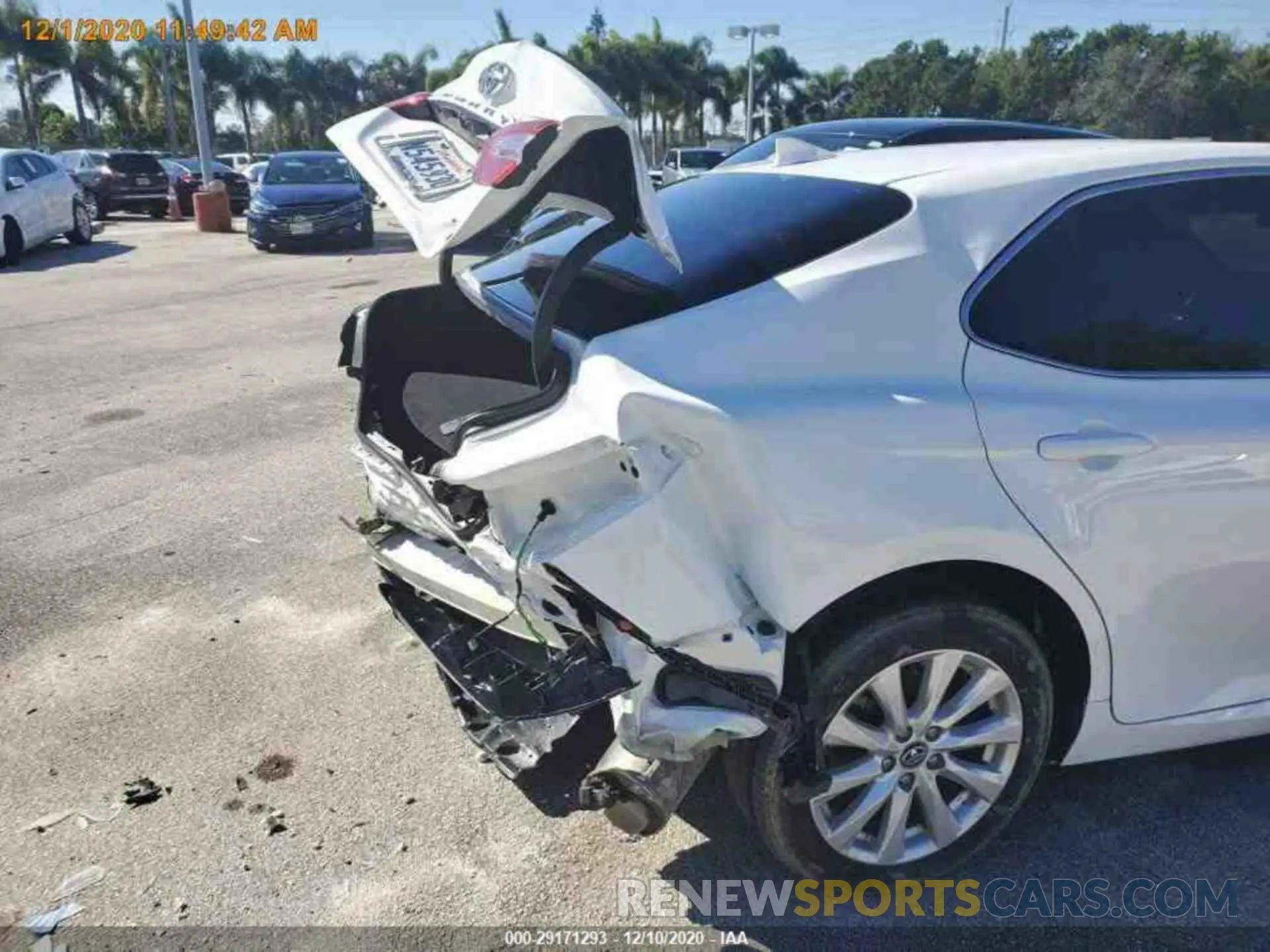 14 fotografías del automóvil dañado 4T1C11AKXLU926673 TOYOTA CAMRY 2020