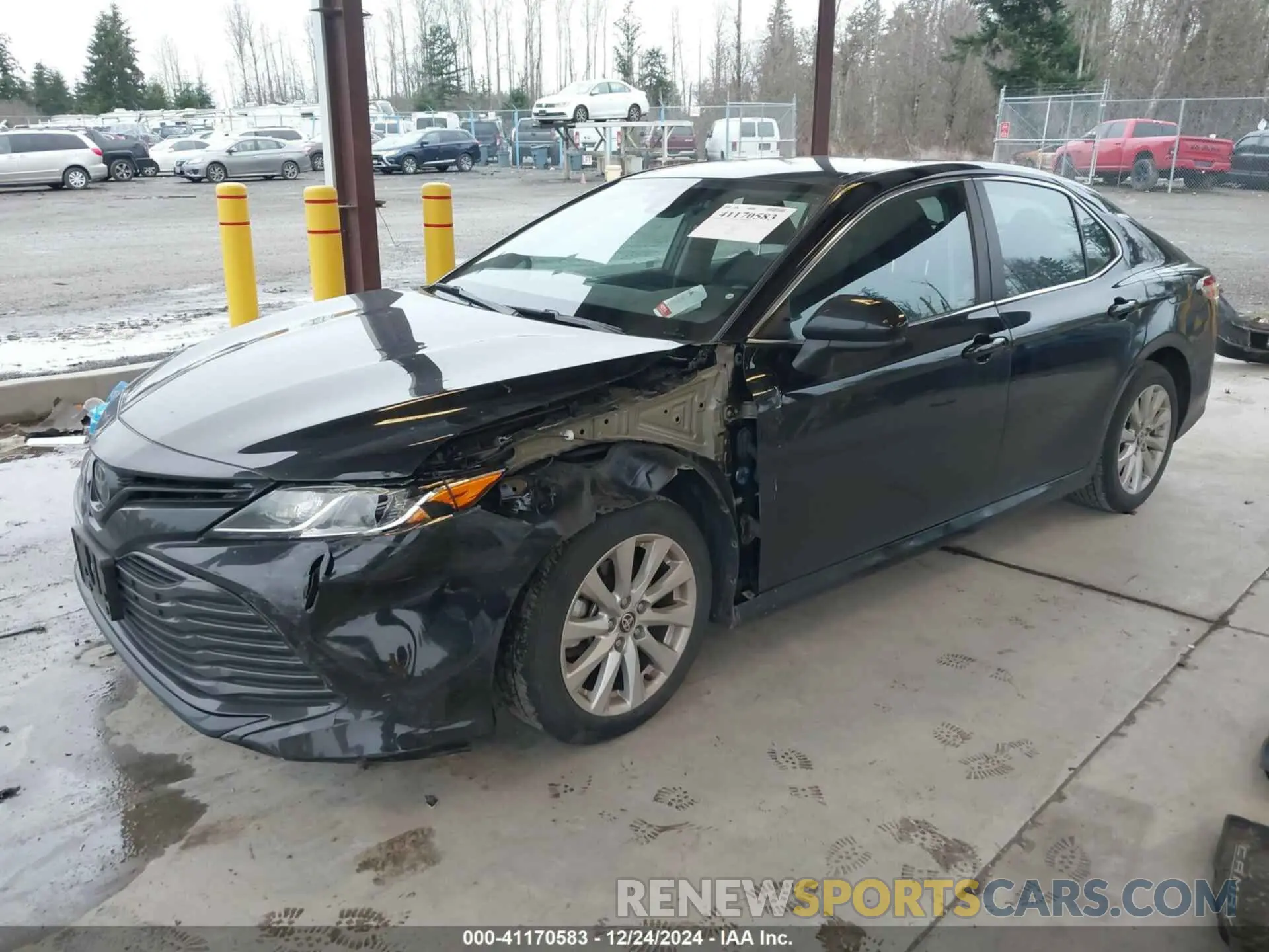 2 fotografías del automóvil dañado 4T1C11AKXLU949211 TOYOTA CAMRY 2020