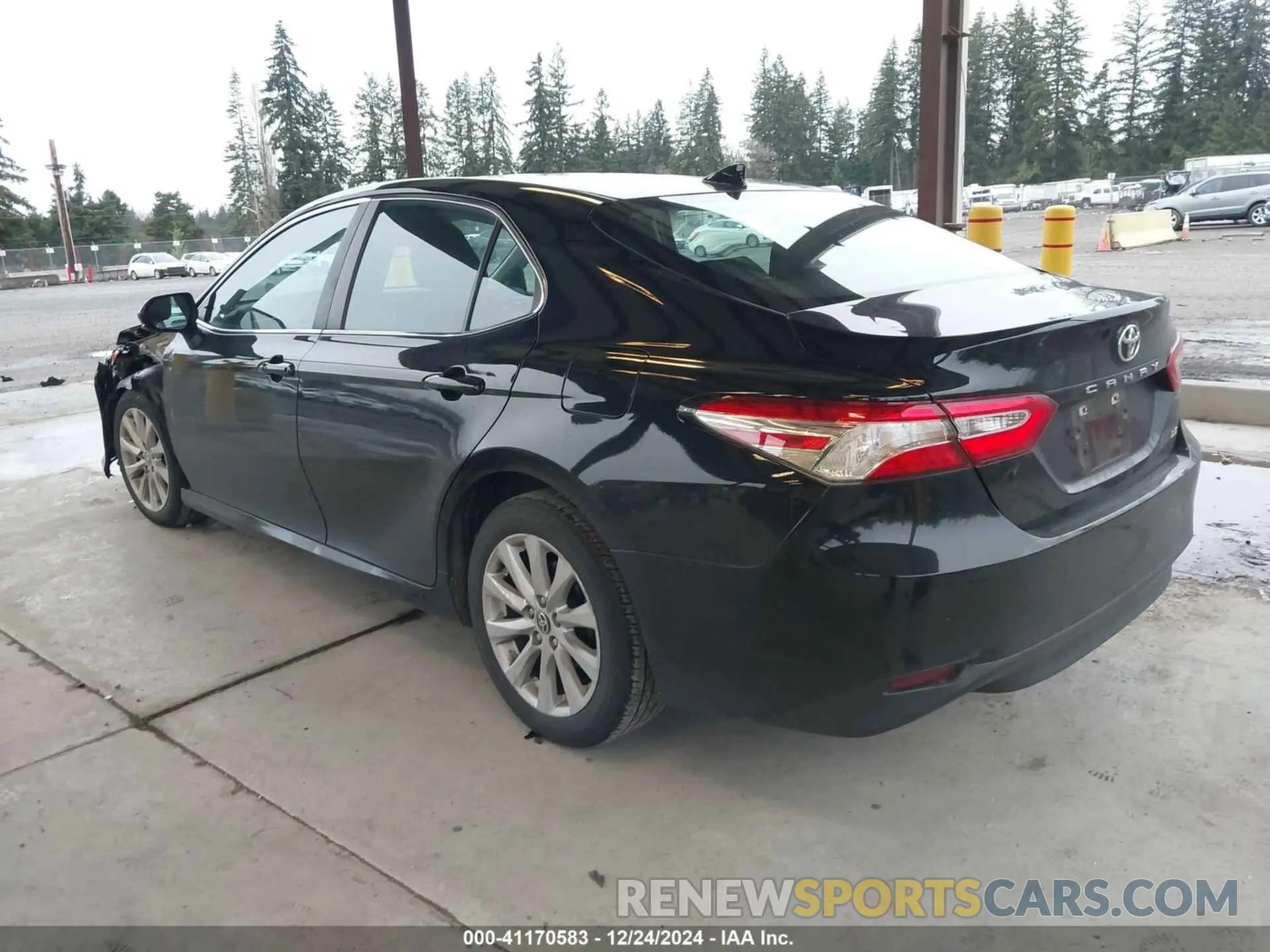 3 fotografías del automóvil dañado 4T1C11AKXLU949211 TOYOTA CAMRY 2020