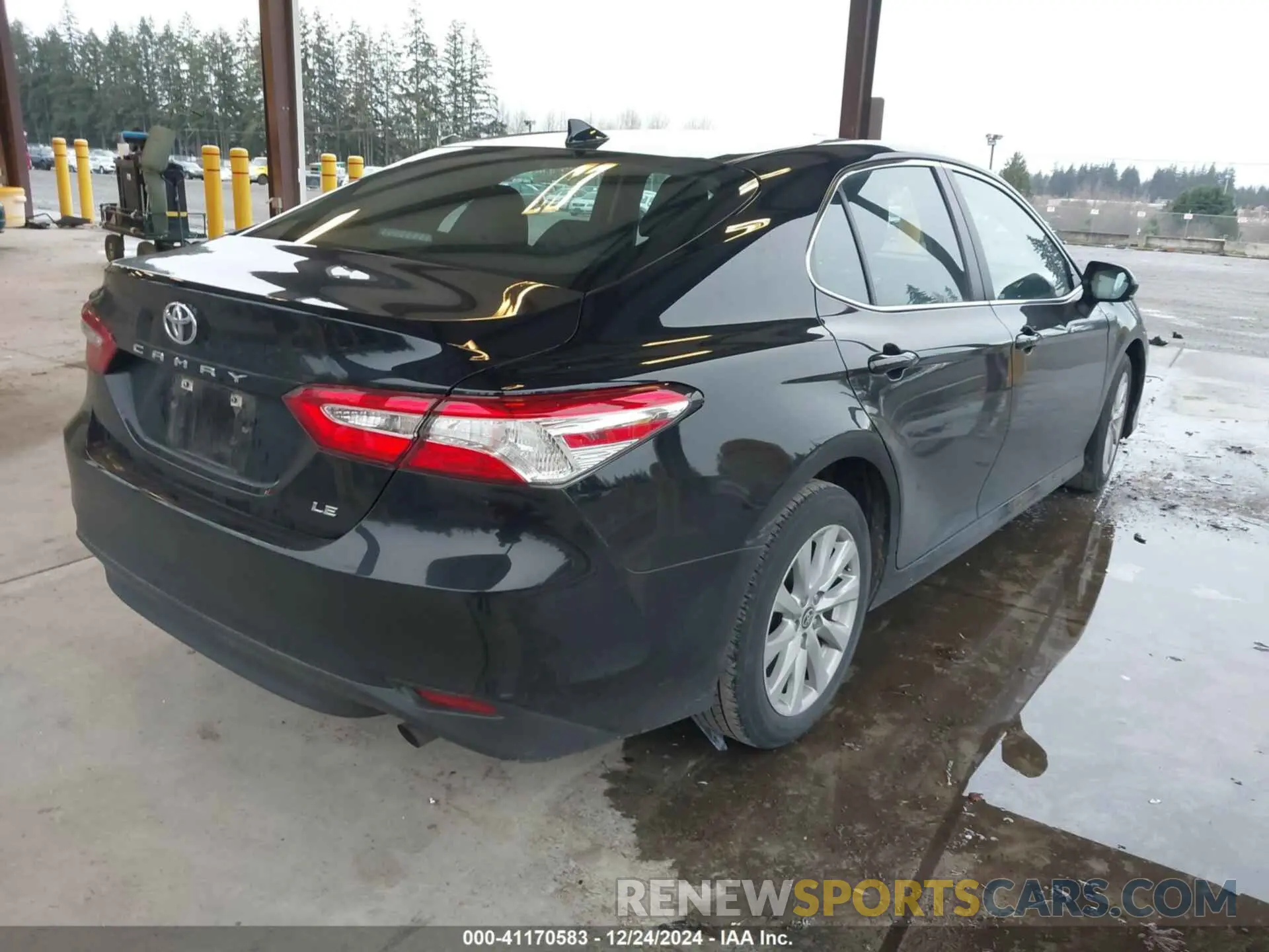 4 fotografías del automóvil dañado 4T1C11AKXLU949211 TOYOTA CAMRY 2020