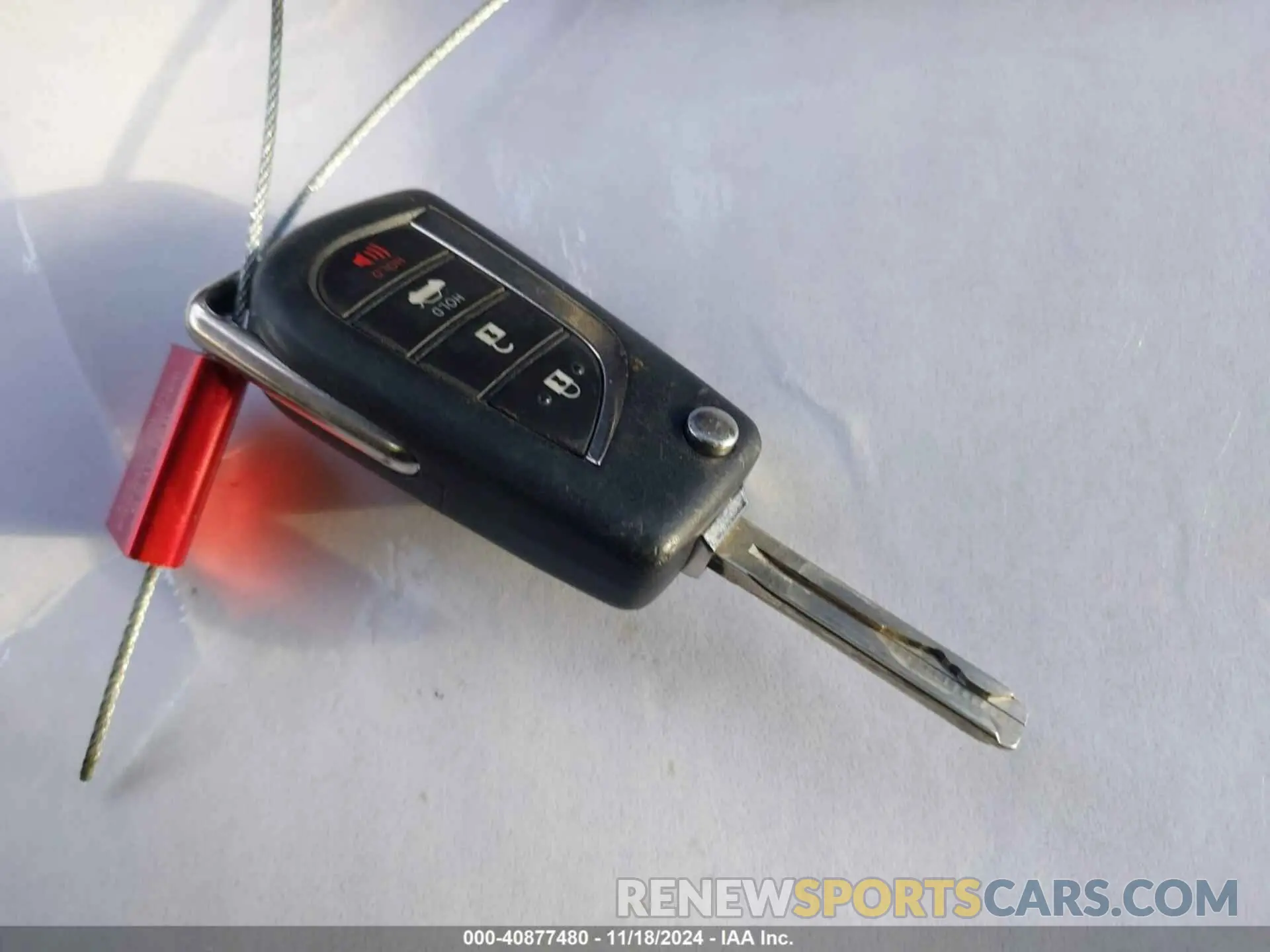 11 fotografías del automóvil dañado 4T1C11AKXLU960175 TOYOTA CAMRY 2020
