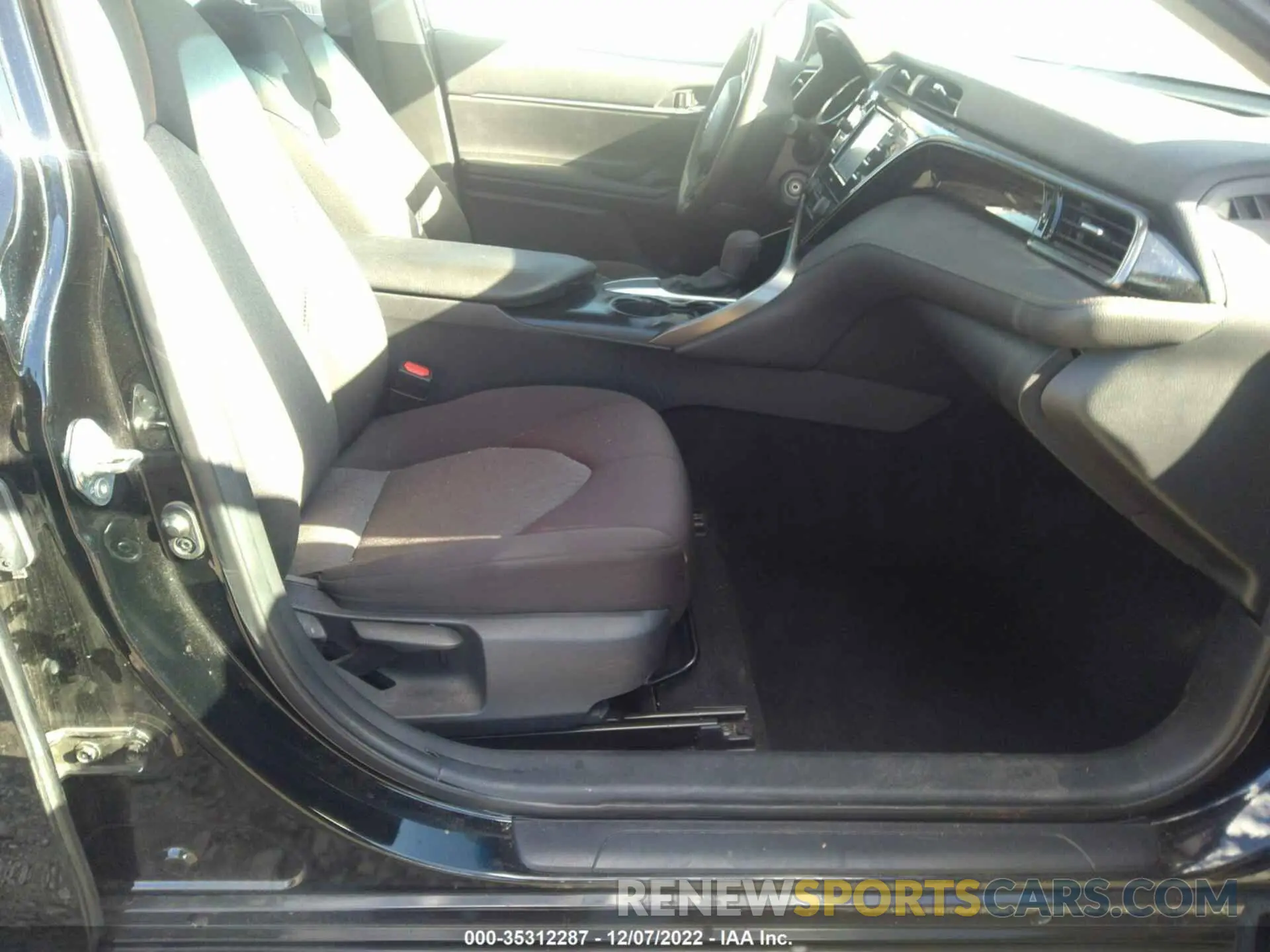 5 fotografías del automóvil dañado 4T1C11AKXLU971466 TOYOTA CAMRY 2020
