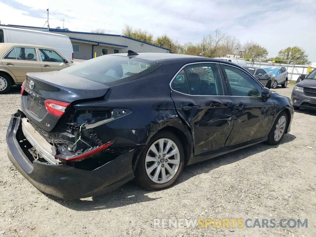 3 fotografías del automóvil dañado 4T1C11AKXLU976599 TOYOTA CAMRY 2020