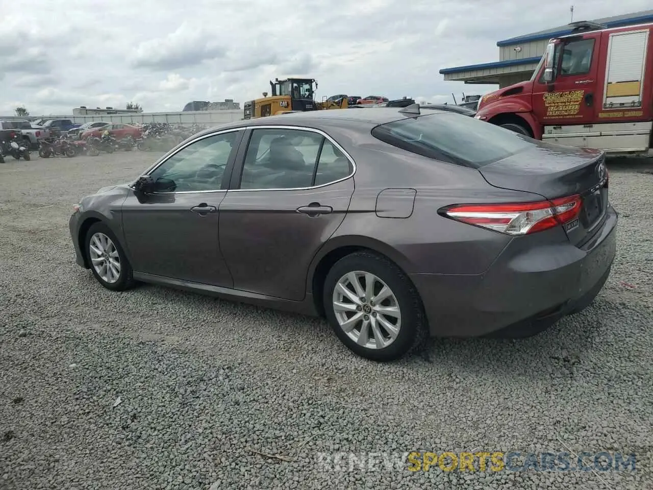 3 fotografías del automóvil dañado 4T1C11AKXLU990227 TOYOTA CAMRY 2020