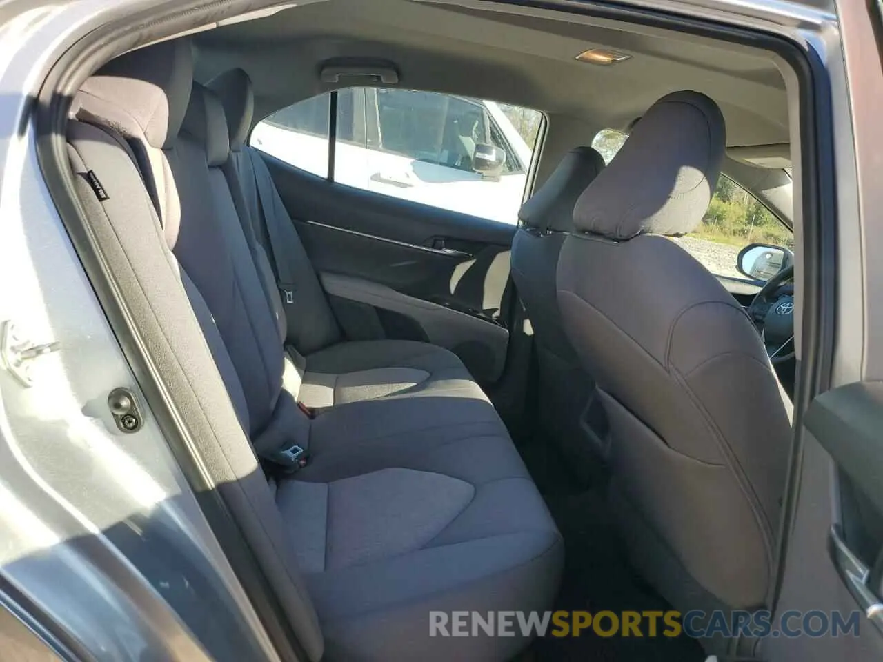 10 fotografías del automóvil dañado 4T1C11AKXLU997694 TOYOTA CAMRY 2020
