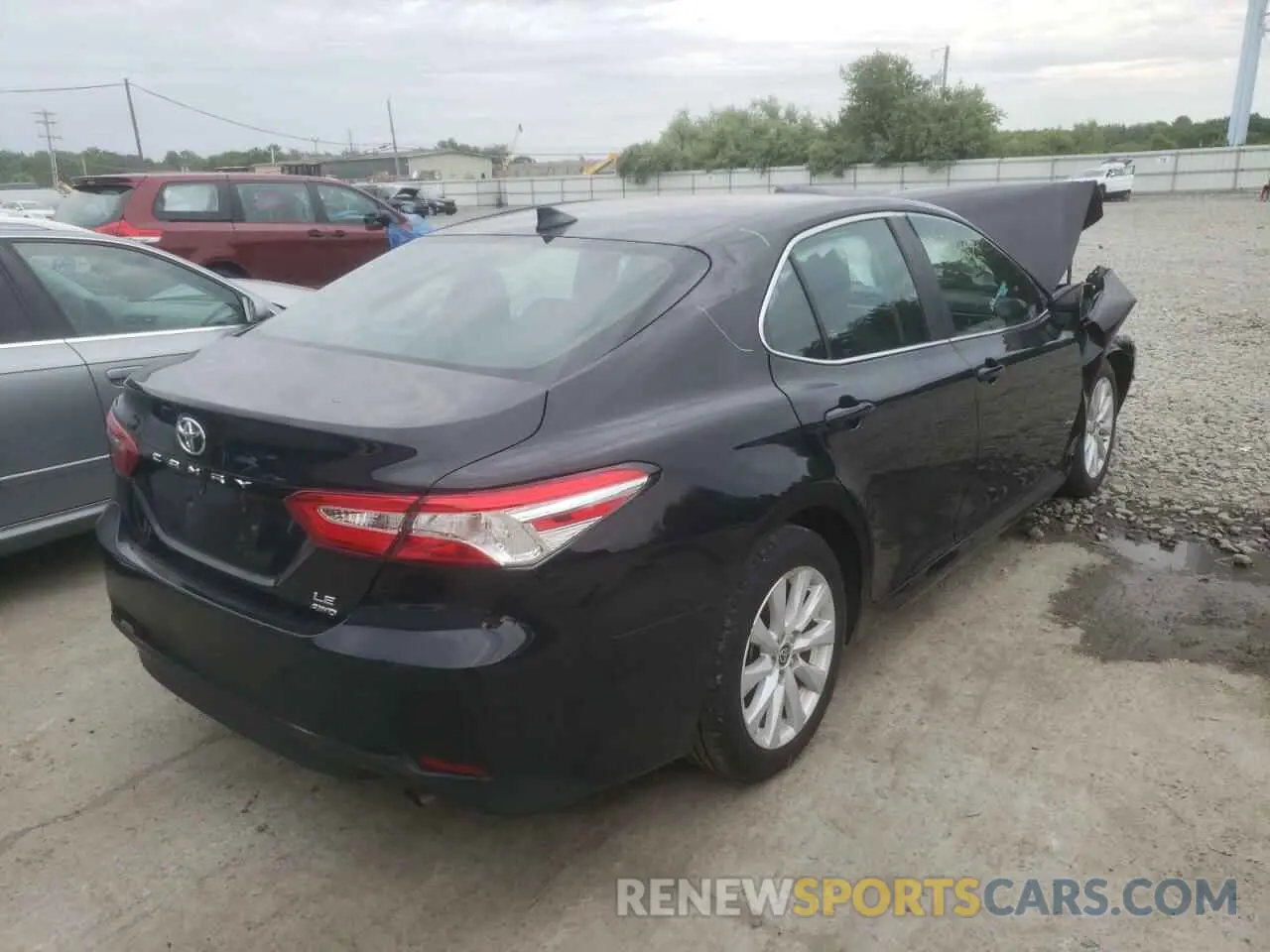 4 fotografías del automóvil dañado 4T1C11BKXLU008744 TOYOTA CAMRY 2020