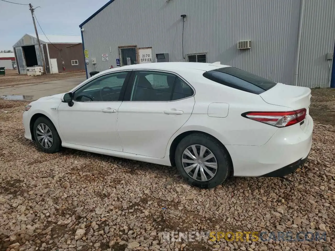 2 fotografías del automóvil dañado 4T1C31AK1LU018221 TOYOTA CAMRY 2020