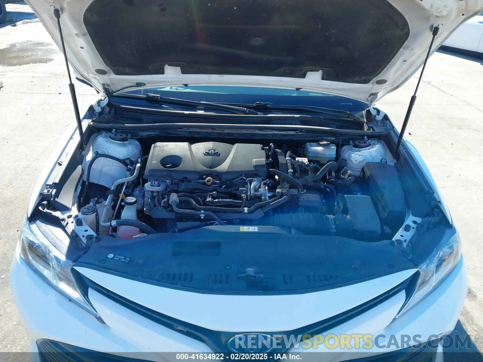 10 fotografías del automóvil dañado 4T1C31AK1LU525670 TOYOTA CAMRY 2020