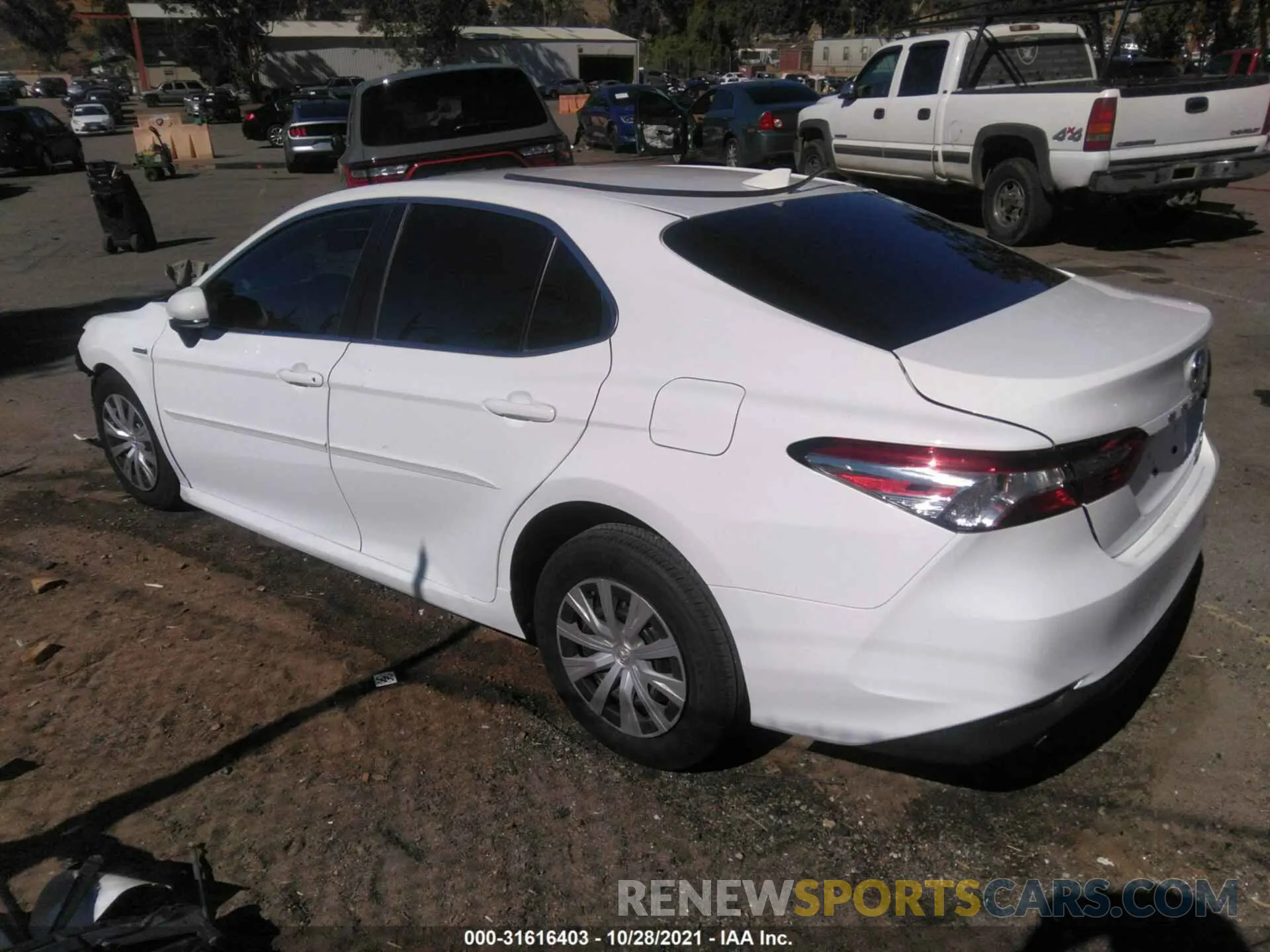 3 fotografías del automóvil dañado 4T1C31AK1LU537799 TOYOTA CAMRY 2020