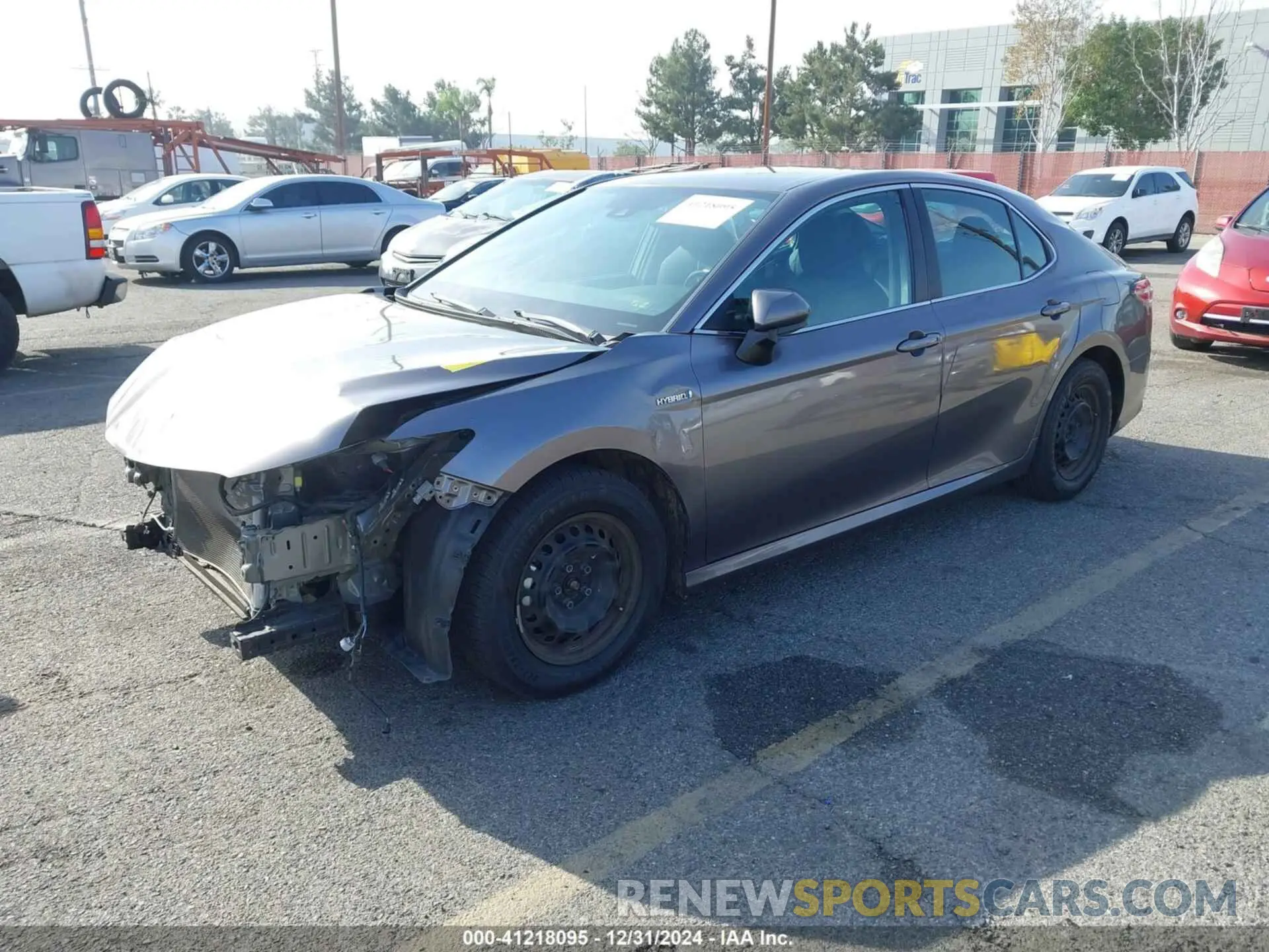 2 fotografías del automóvil dañado 4T1C31AK2LU016381 TOYOTA CAMRY 2020