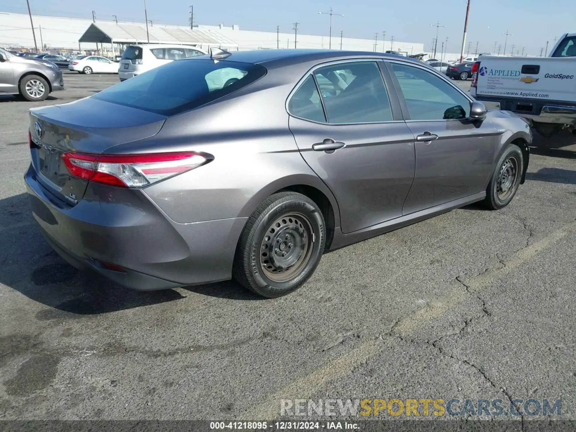 4 fotografías del automóvil dañado 4T1C31AK2LU016381 TOYOTA CAMRY 2020