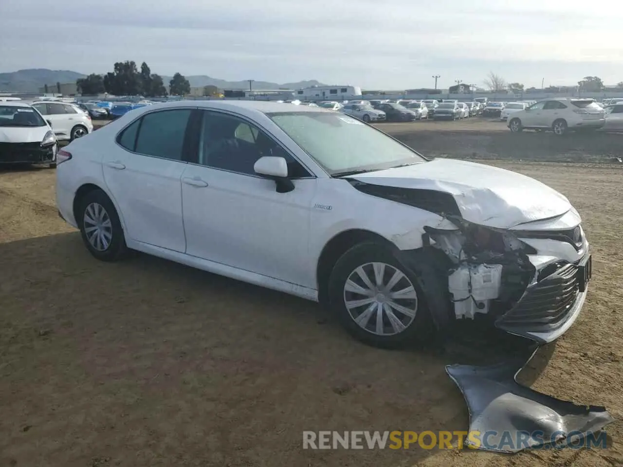 4 fotografías del automóvil dañado 4T1C31AK2LU528030 TOYOTA CAMRY 2020