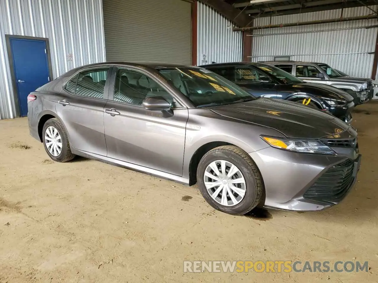 4 fotografías del automóvil dañado 4T1C31AK2LU531347 TOYOTA CAMRY 2020
