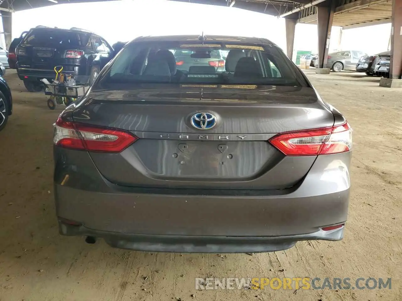 6 fotografías del automóvil dañado 4T1C31AK2LU531347 TOYOTA CAMRY 2020