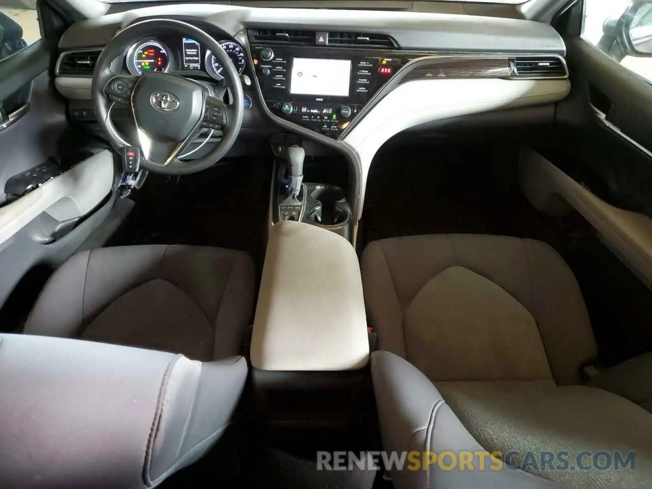 8 fotografías del automóvil dañado 4T1C31AK2LU531347 TOYOTA CAMRY 2020