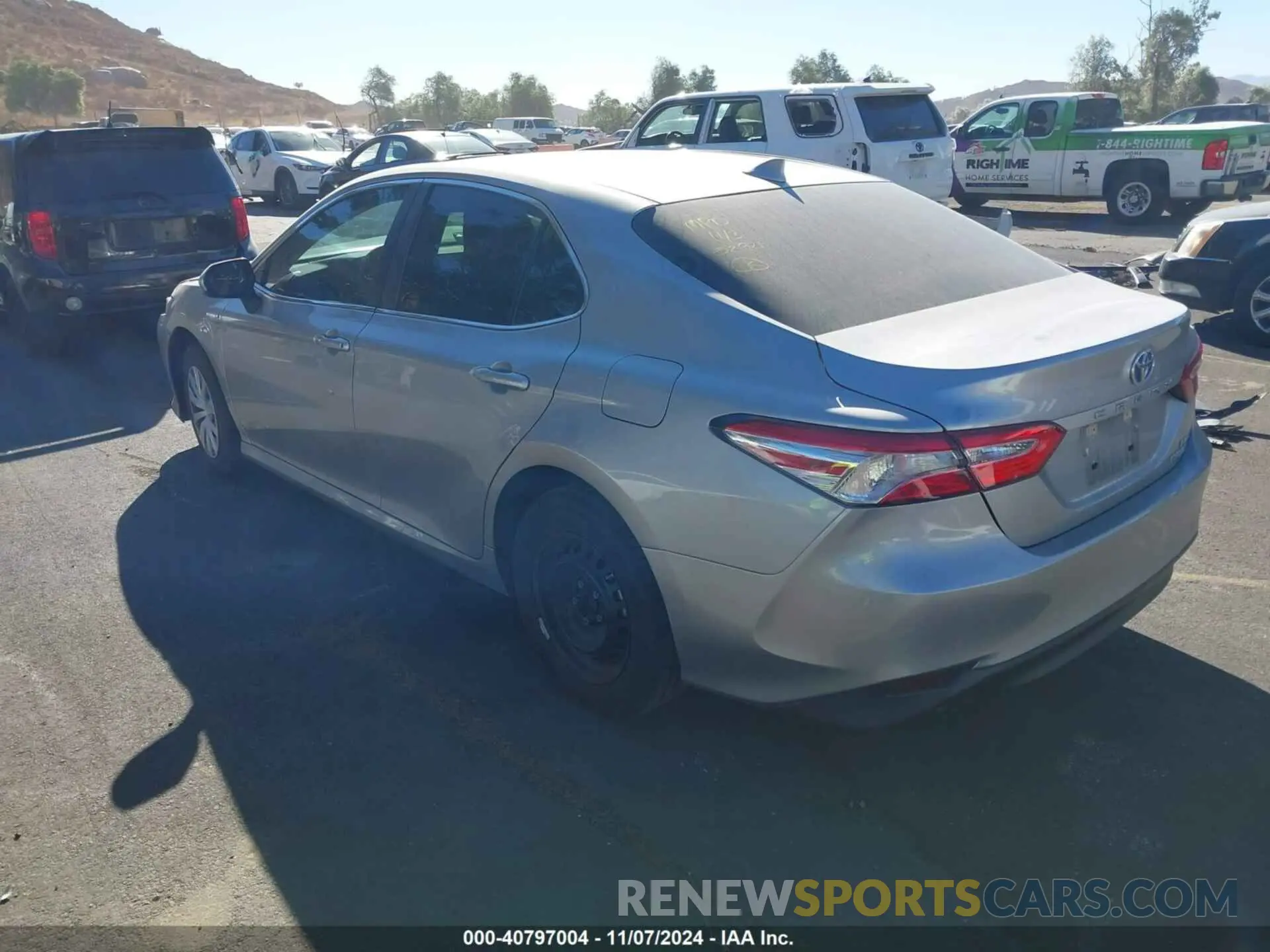 3 fotografías del automóvil dañado 4T1C31AK2LU541652 TOYOTA CAMRY 2020