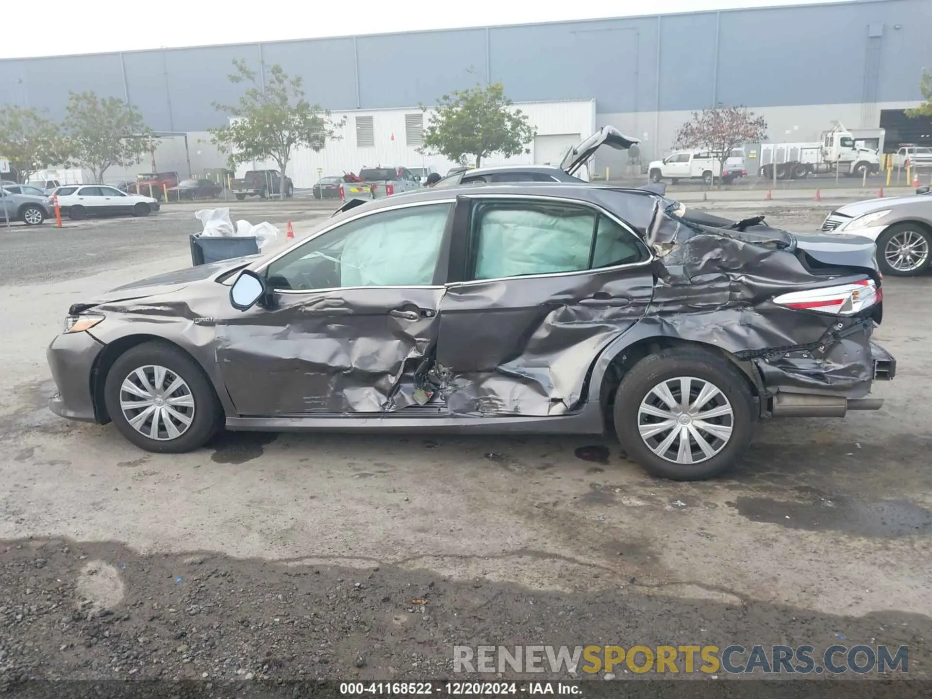 15 fotografías del automóvil dañado 4T1C31AK2LU544731 TOYOTA CAMRY 2020