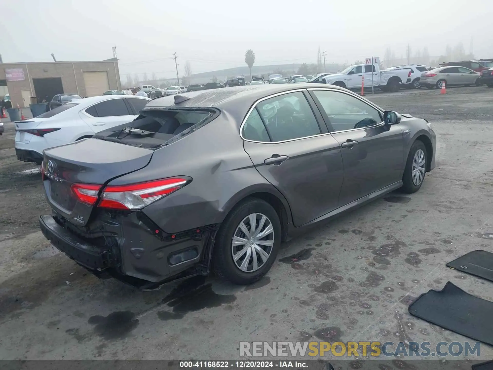 4 fotografías del automóvil dañado 4T1C31AK2LU544731 TOYOTA CAMRY 2020